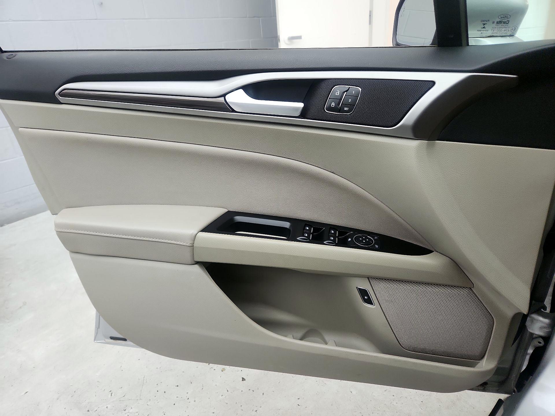 Thumbnail: 2019 Ford Fusion - 12