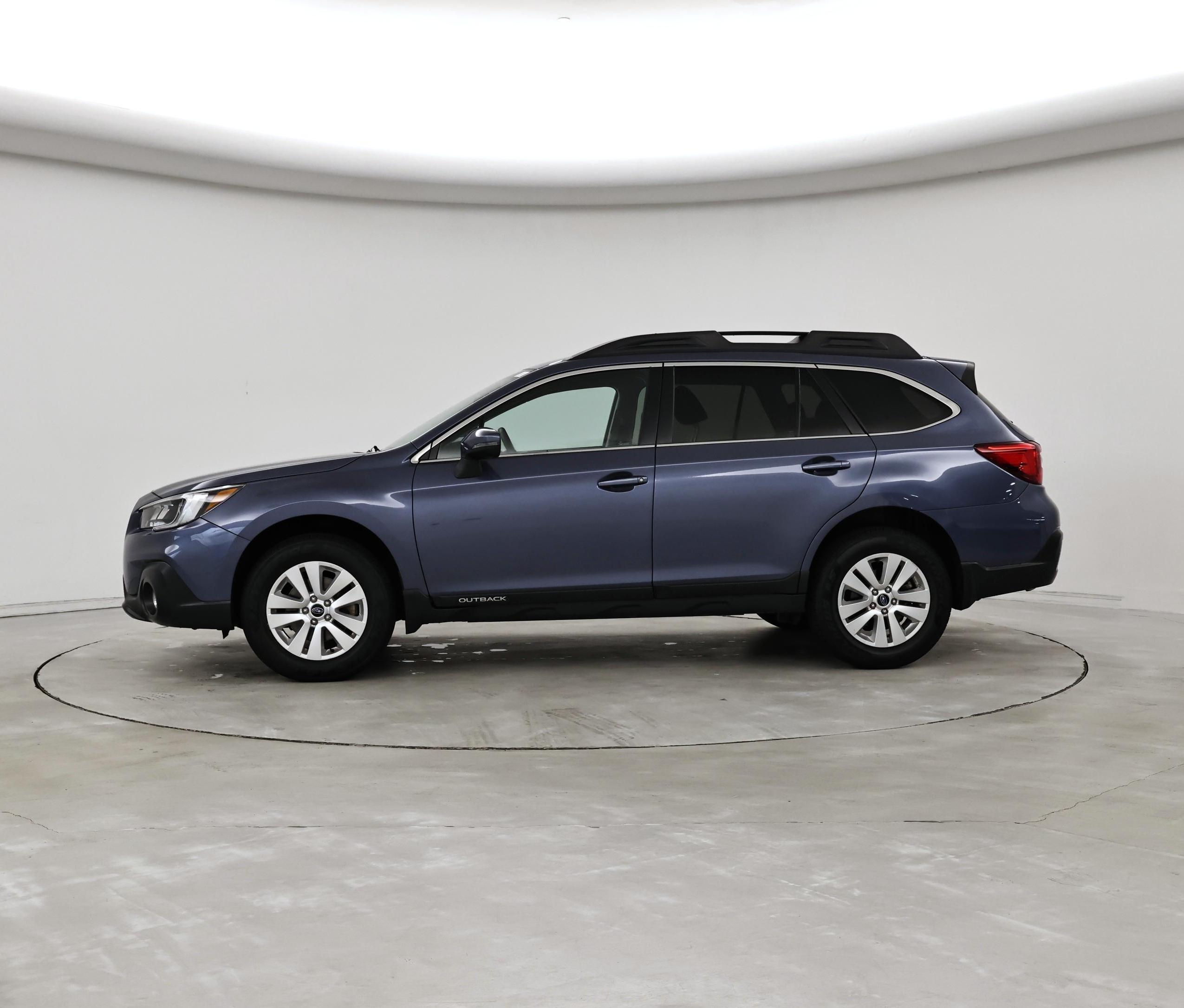 Thumbnail: 2018 Subaru Outback - 3