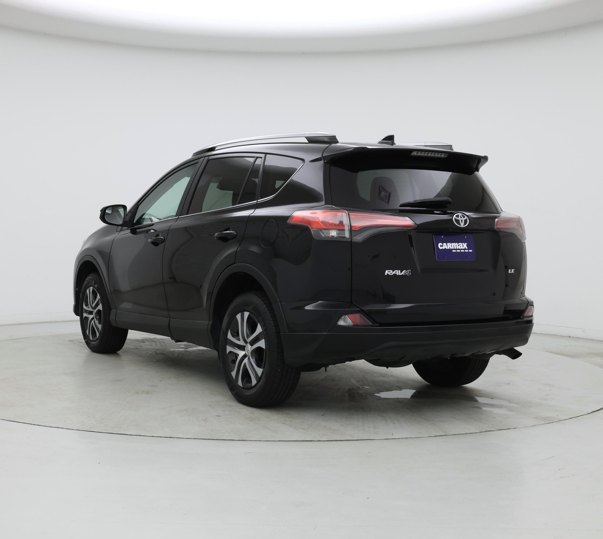 Thumbnail: 2017 Toyota RAV4 - 2