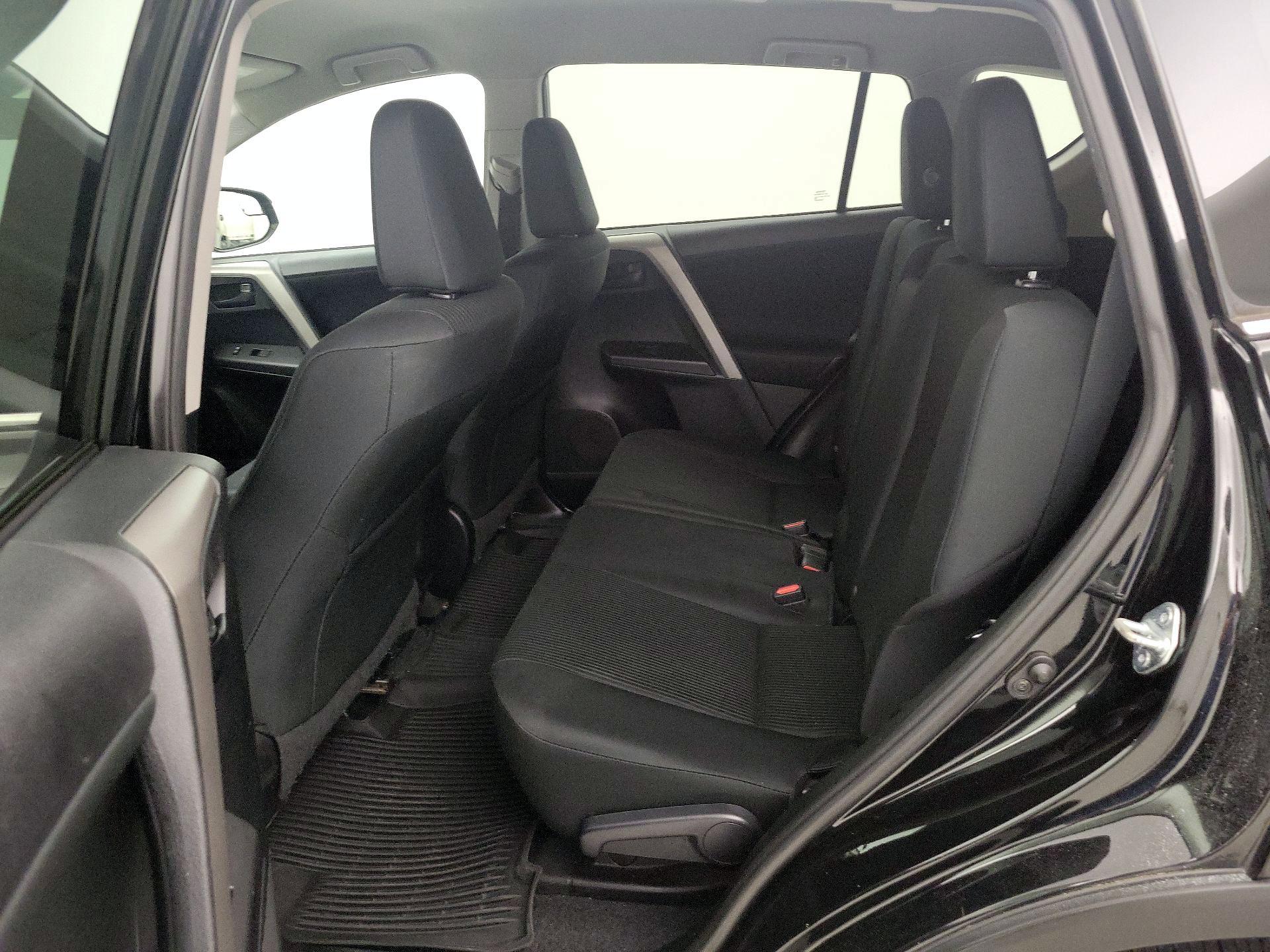 Thumbnail: 2017 Toyota RAV4 - 19
