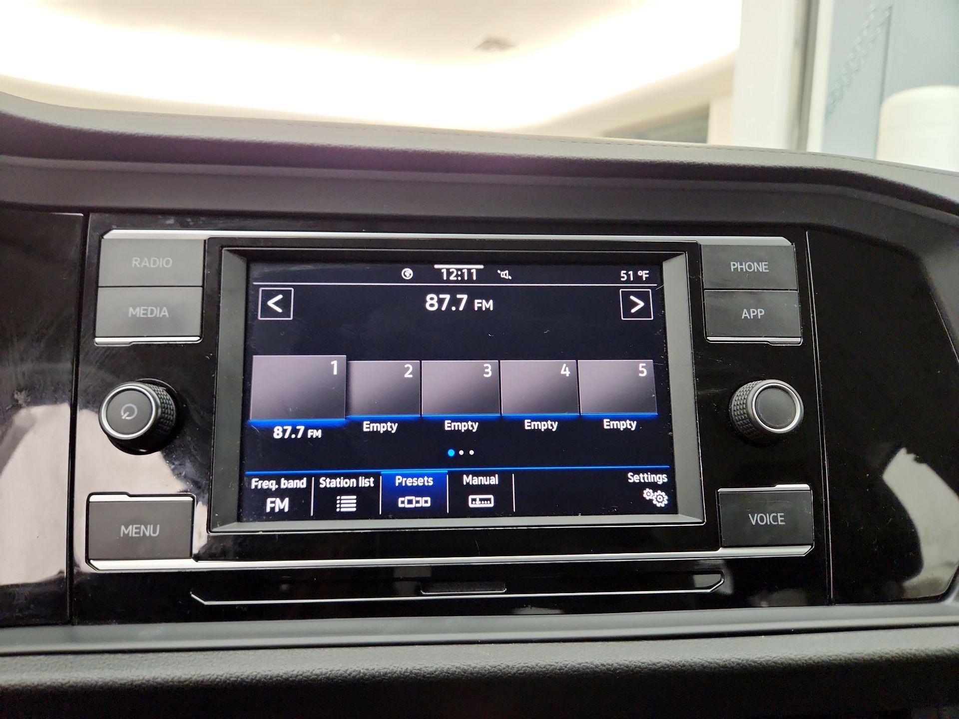 Thumbnail: 2020 Volkswagen Jetta - 15