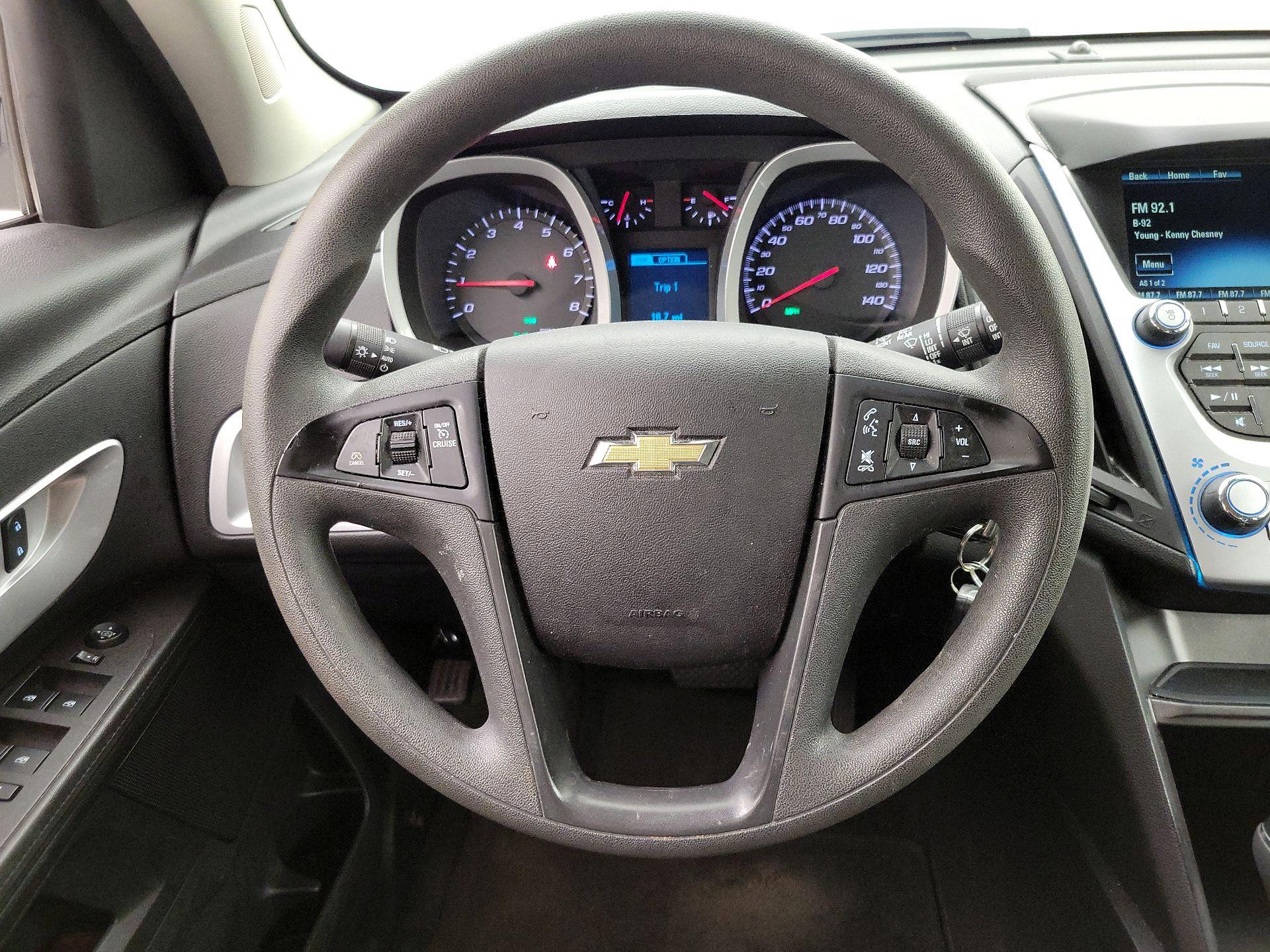 Thumbnail: 2017 Chevrolet Equinox - 10
