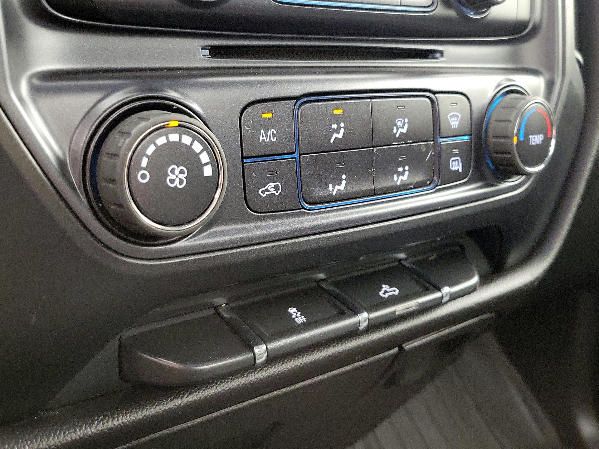 Thumbnail: 2015 Chevrolet Silverado 1500 - 15