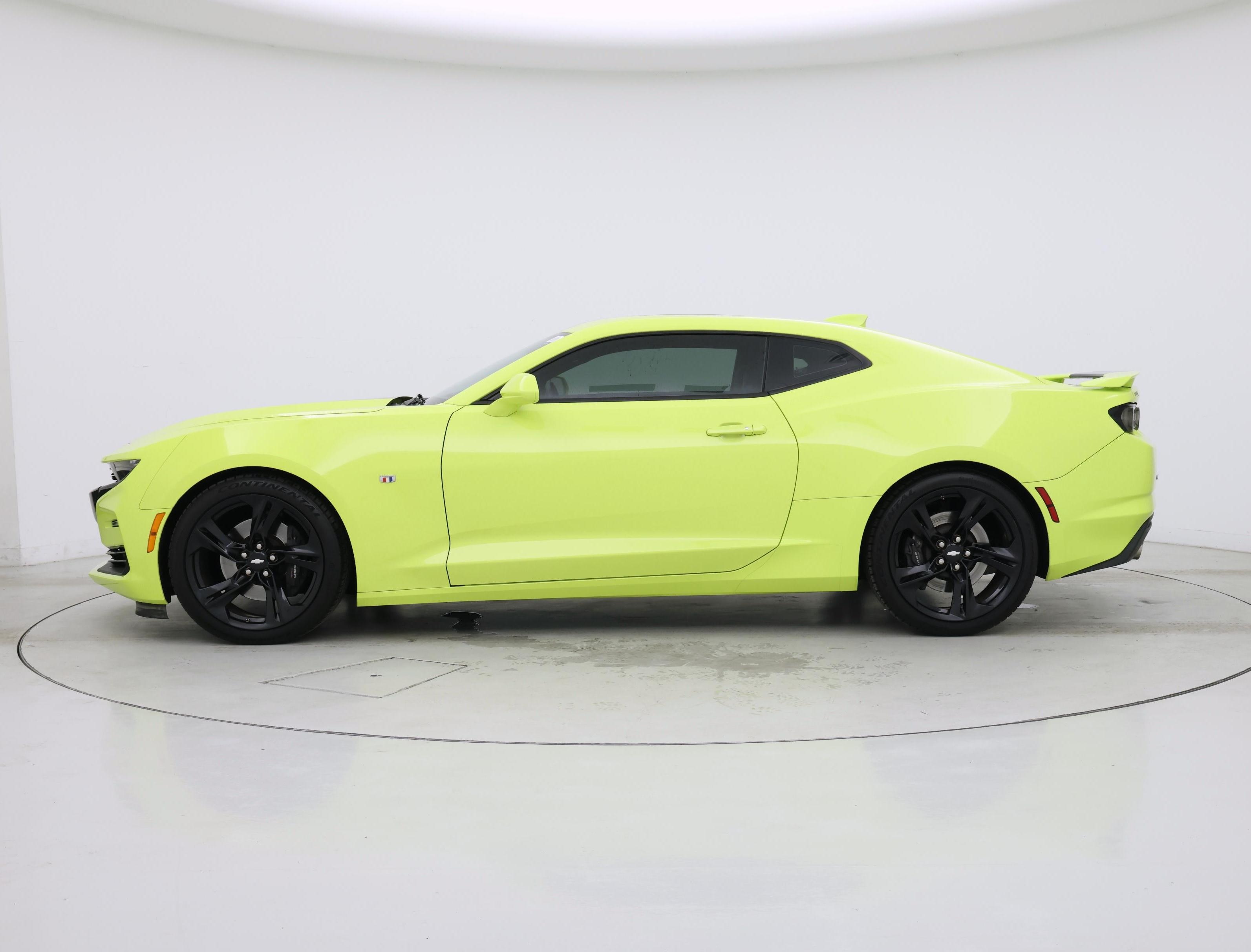 Thumbnail: 2019 Chevrolet Camaro - 3