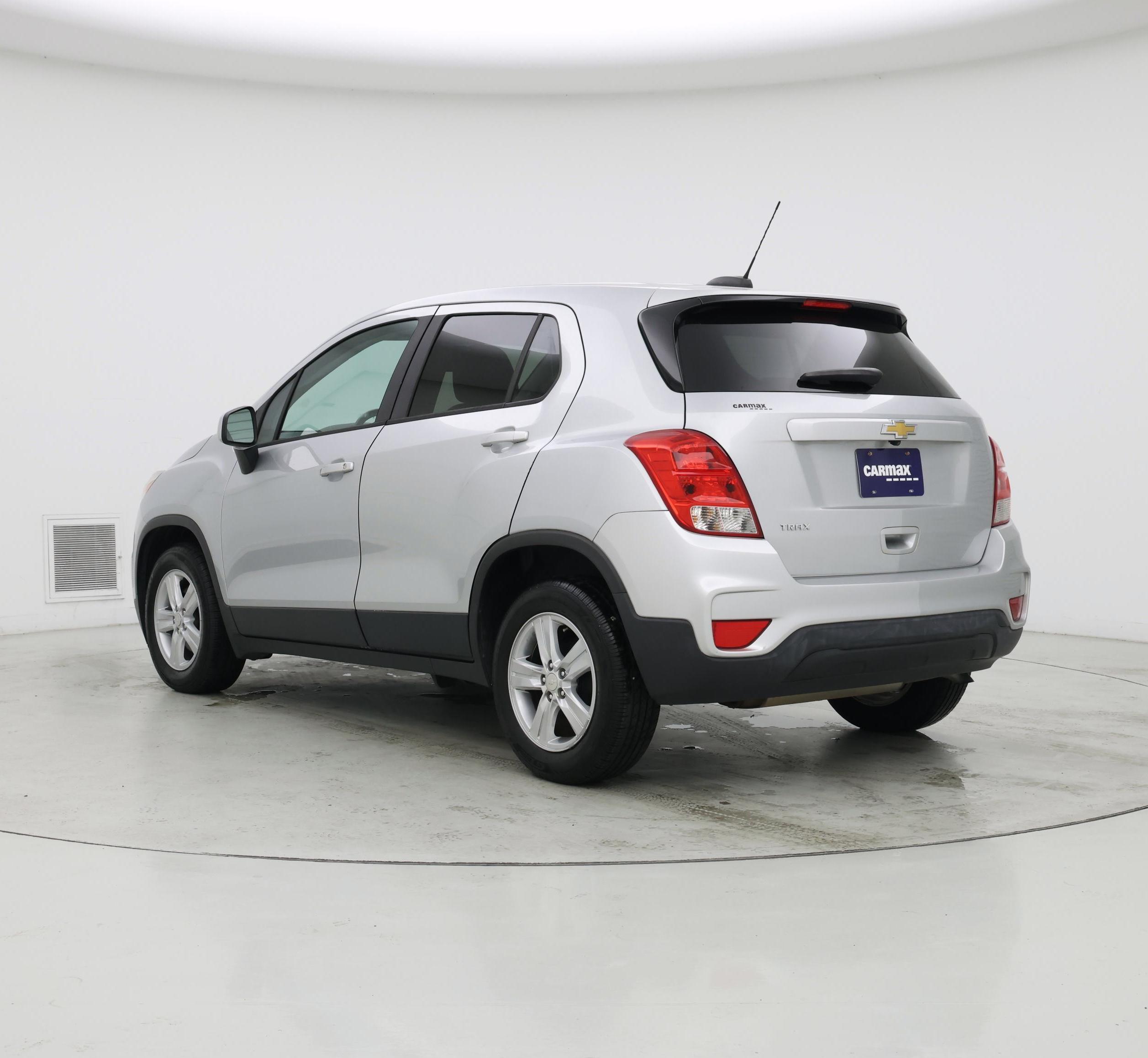 Thumbnail: 2020 Chevrolet Trax - 2