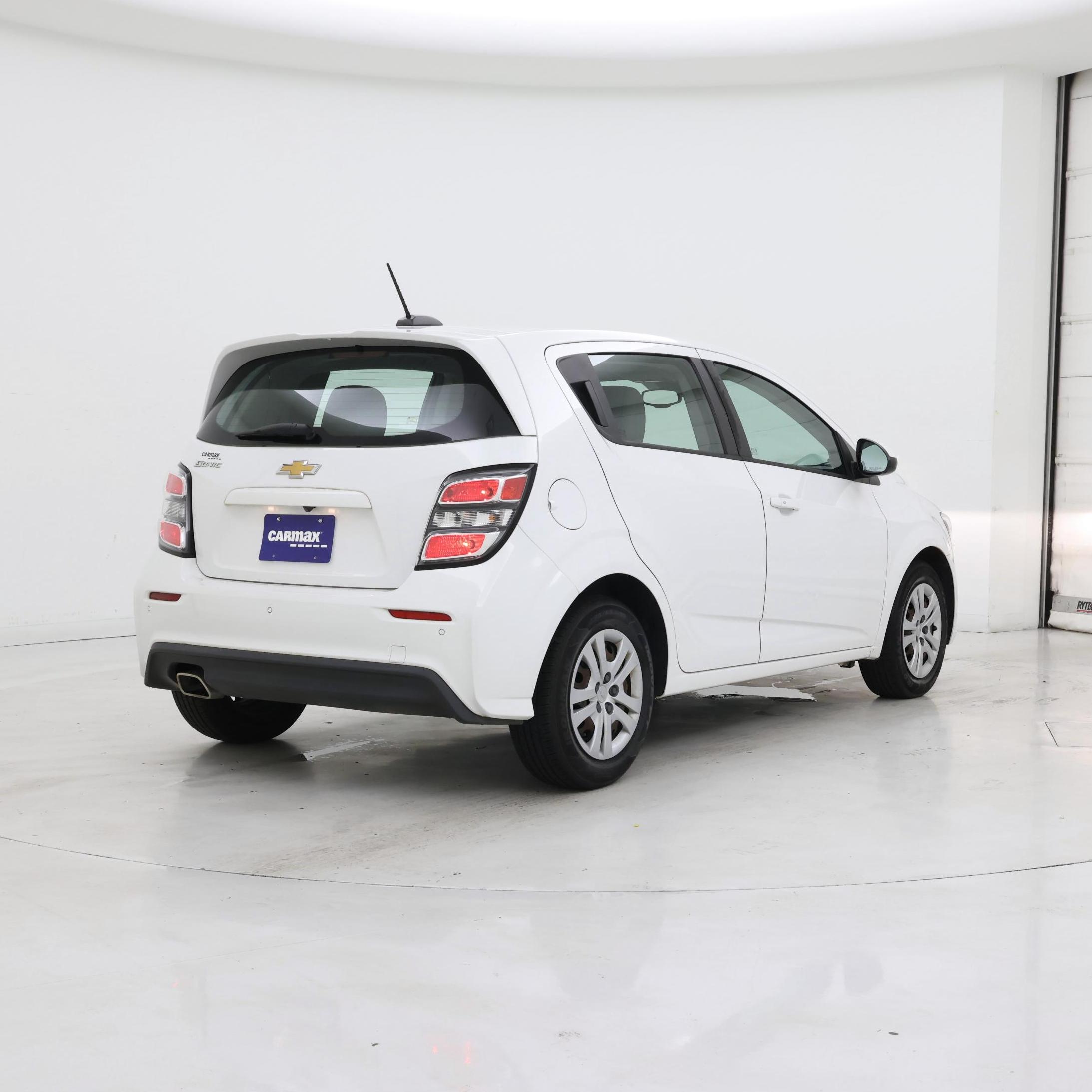 Thumbnail: 2020 Chevrolet Sonic - 8