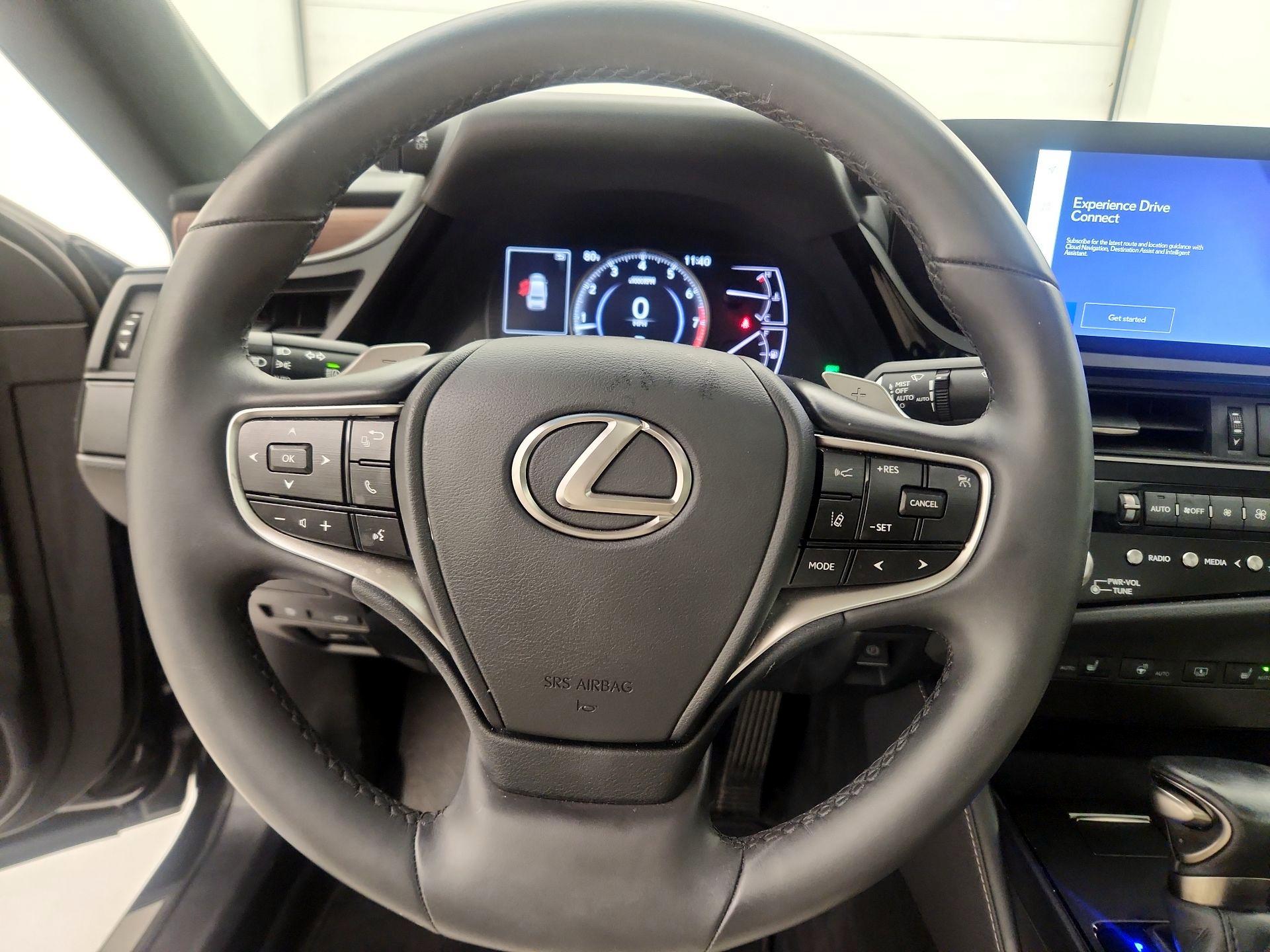 Thumbnail: 2024 Lexus ES - 10