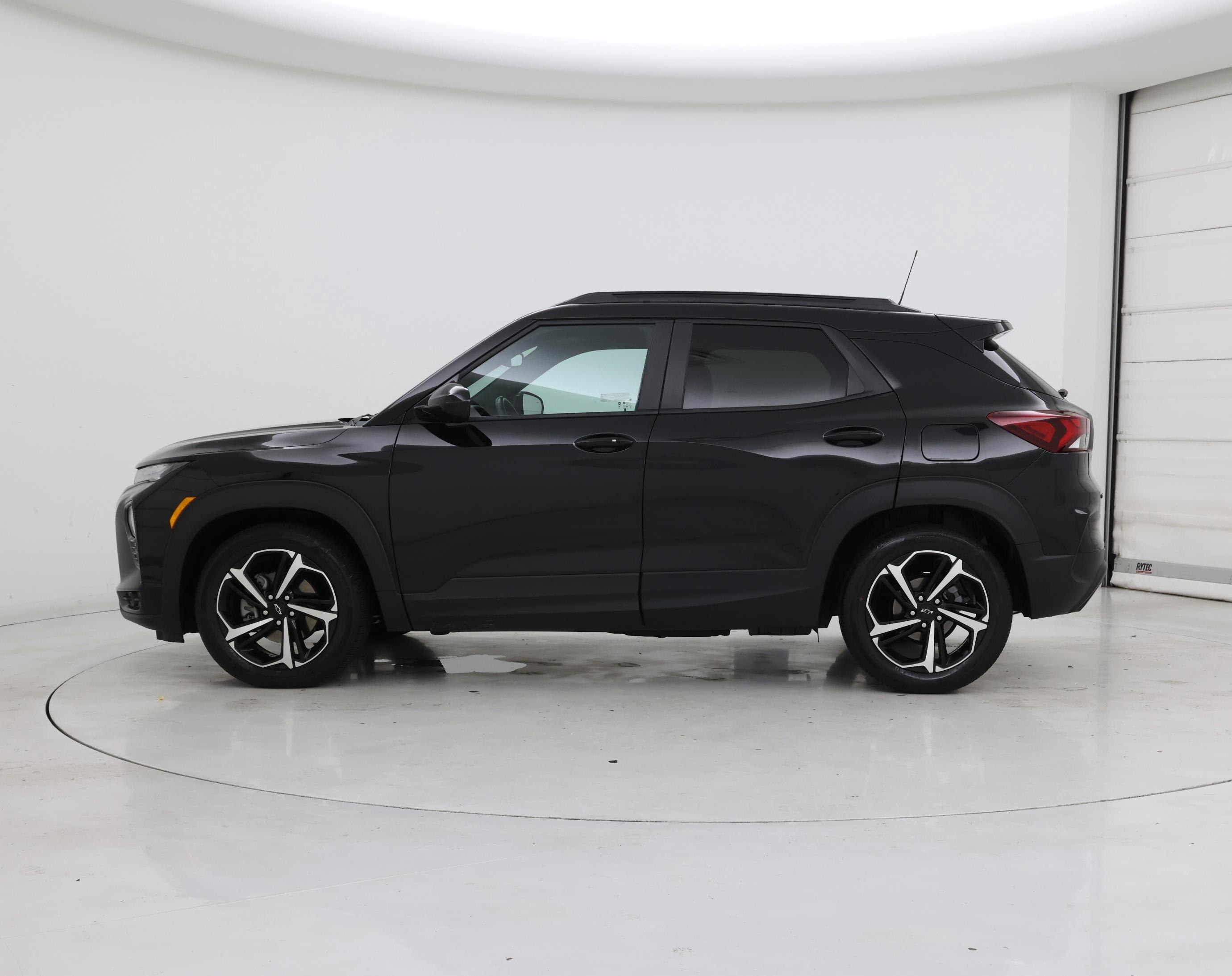 Thumbnail: 2023 Chevrolet TrailBlazer - 3