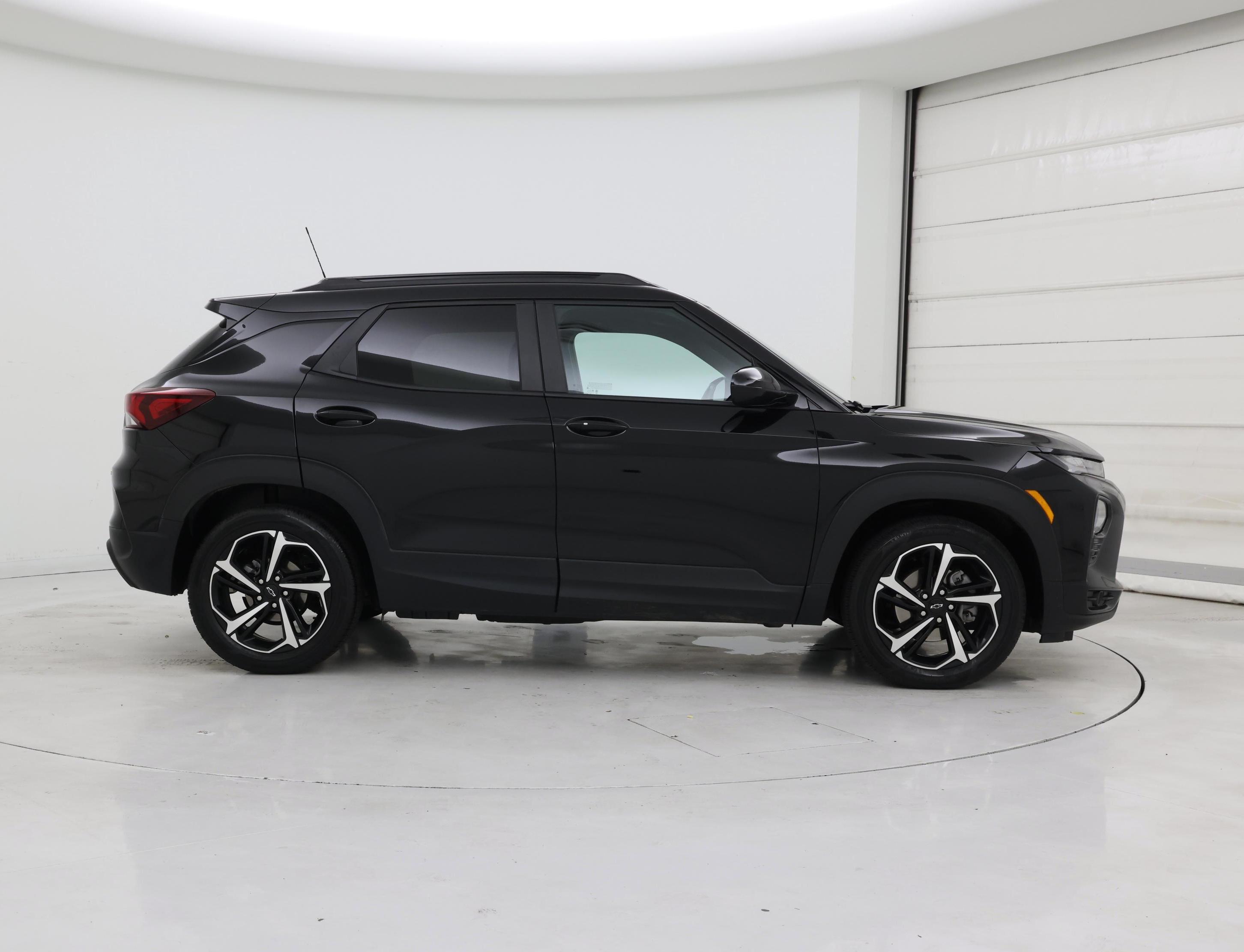 Thumbnail: 2023 Chevrolet TrailBlazer - 7