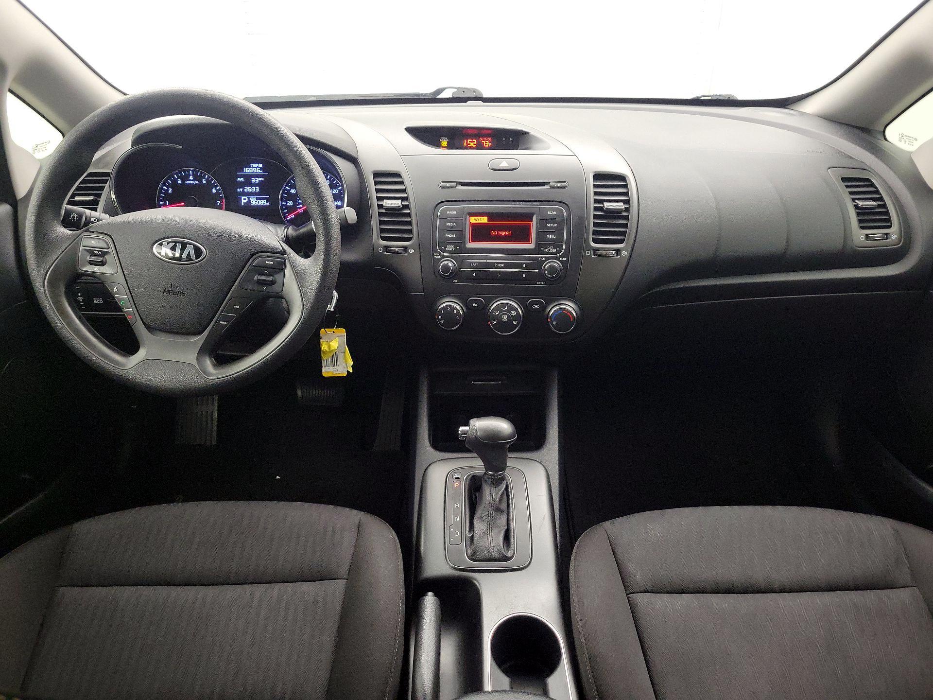 Thumbnail: 2016 Kia Forte - 9