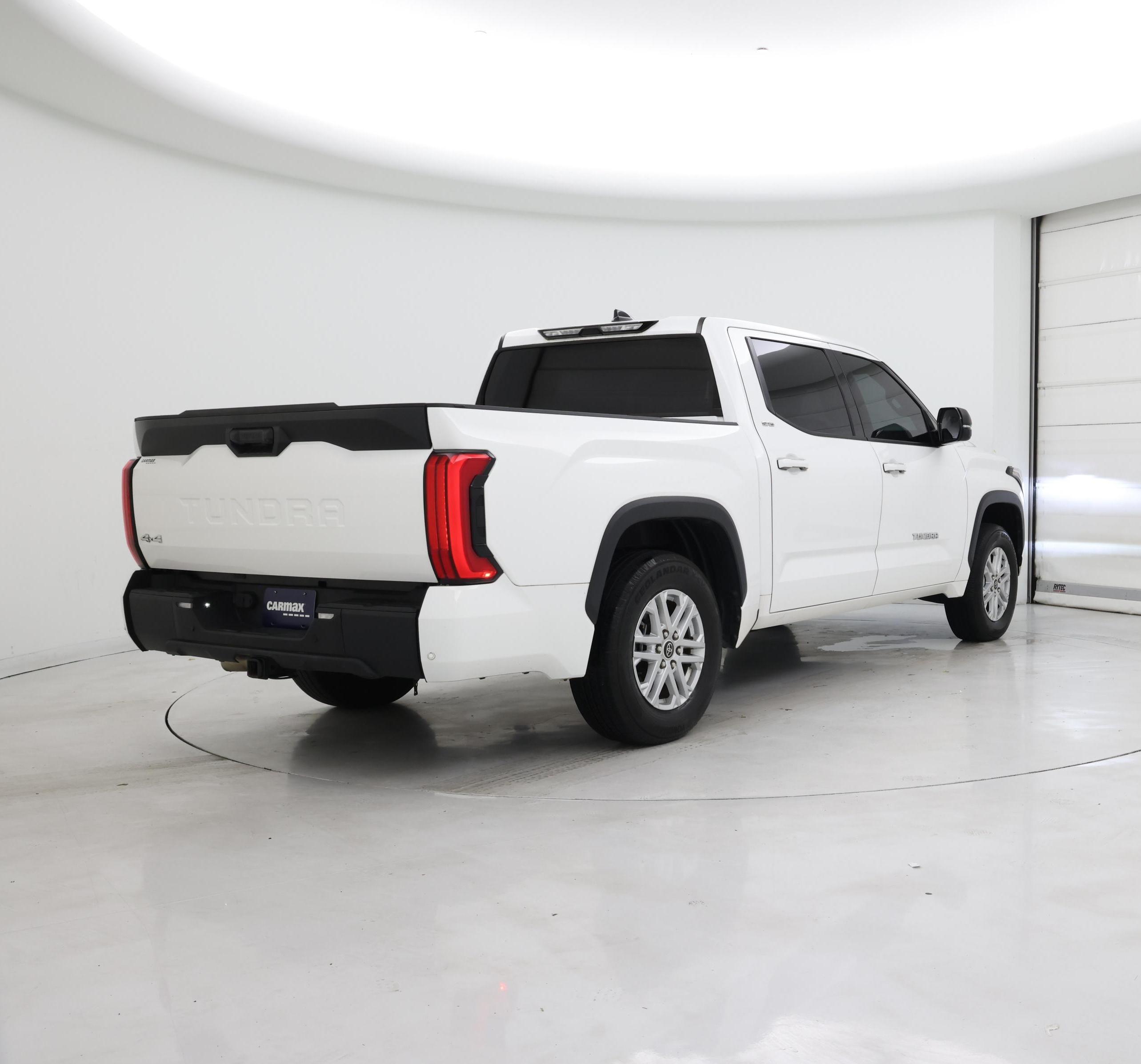 Thumbnail: 2022 Toyota Tundra - 8