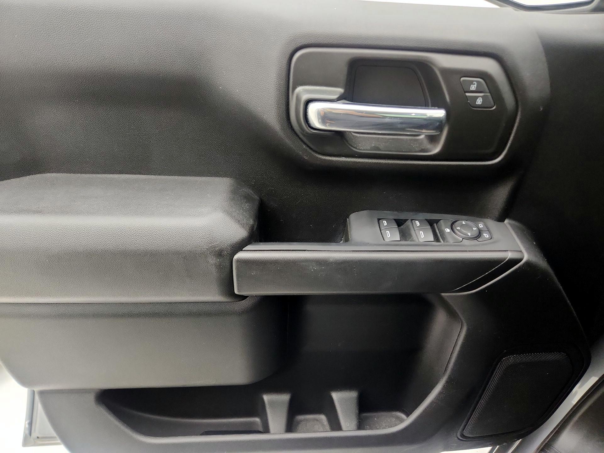 Thumbnail: 2023 Chevrolet Silverado 1500 - 12