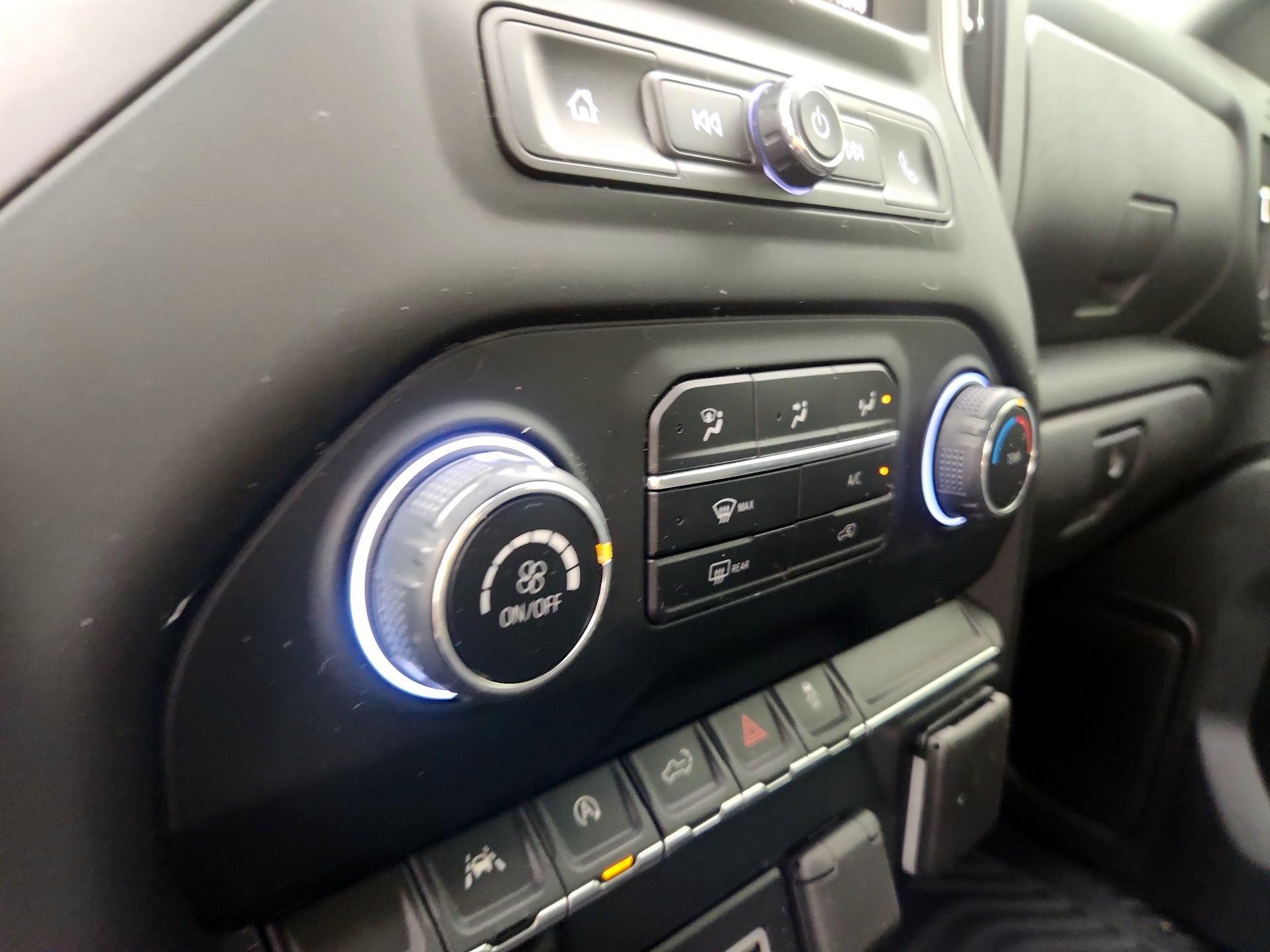 Thumbnail: 2023 Chevrolet Silverado 1500 - 16