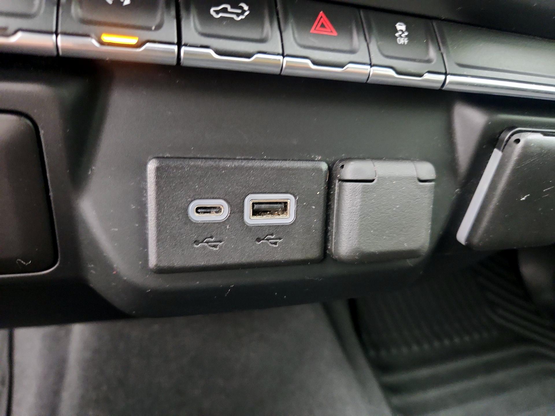 Thumbnail: 2023 Chevrolet Silverado 1500 - 18