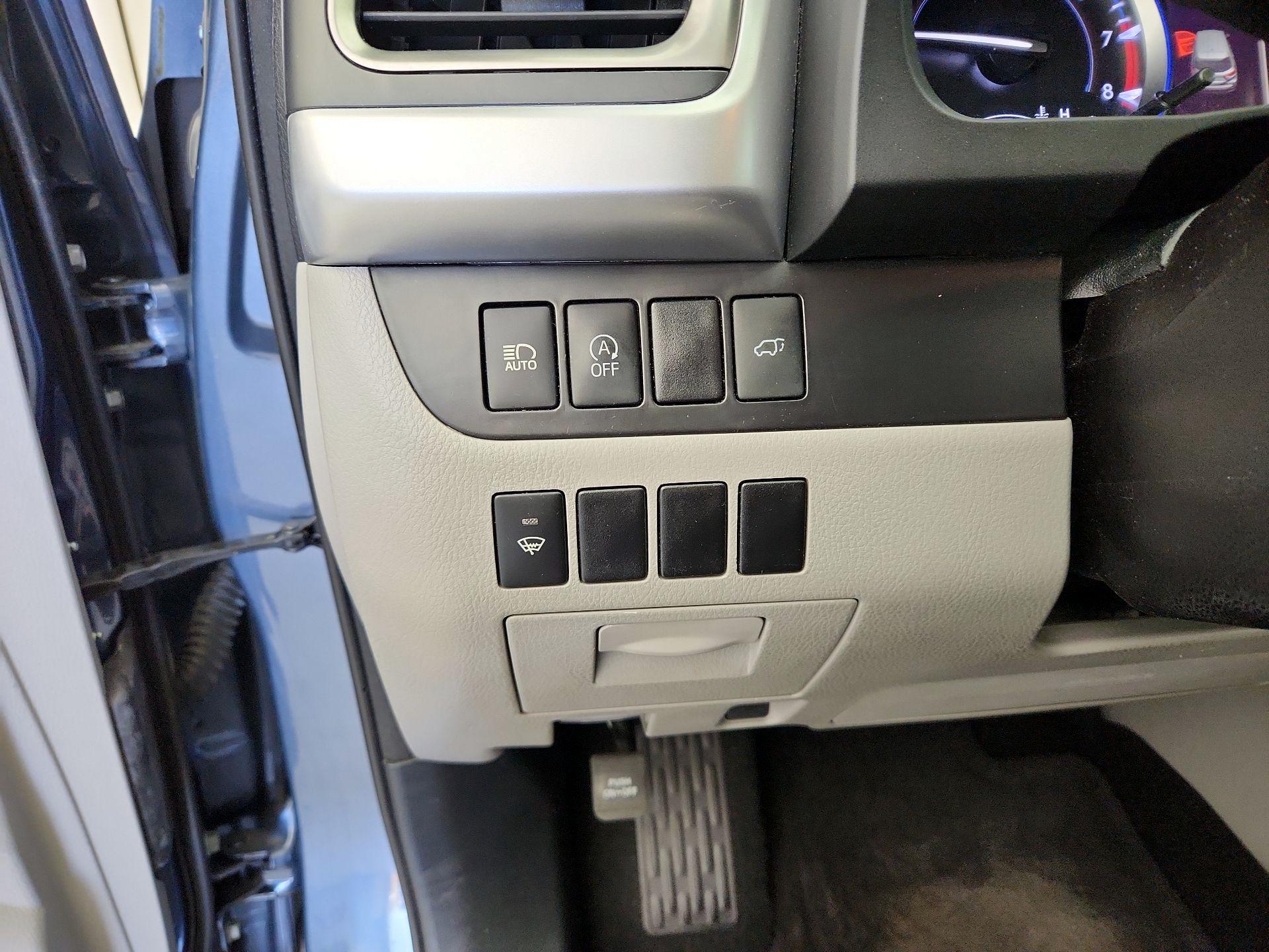 Thumbnail: 2017 Toyota Highlander - 13