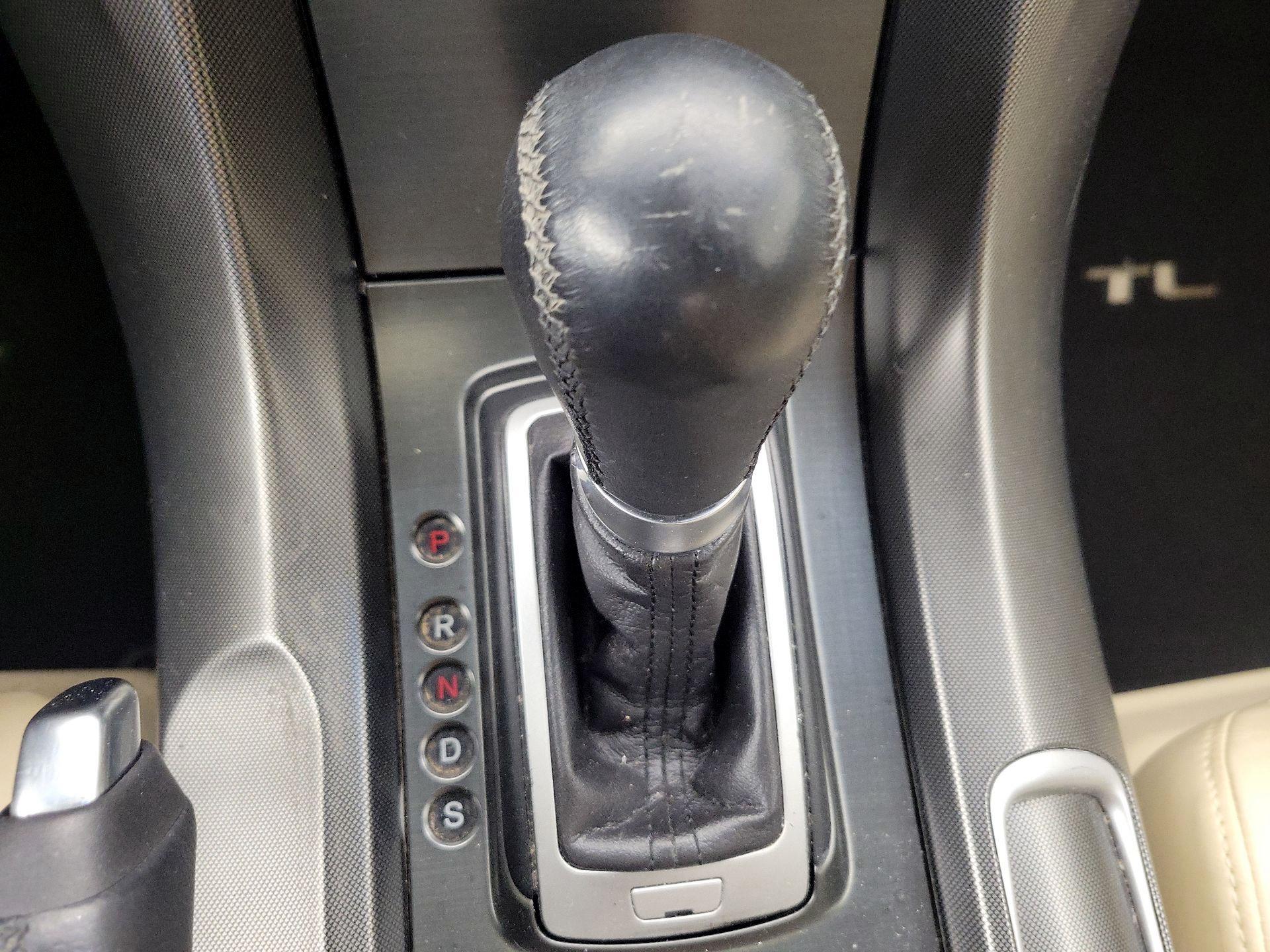 Thumbnail: 2014 Acura TL - 17