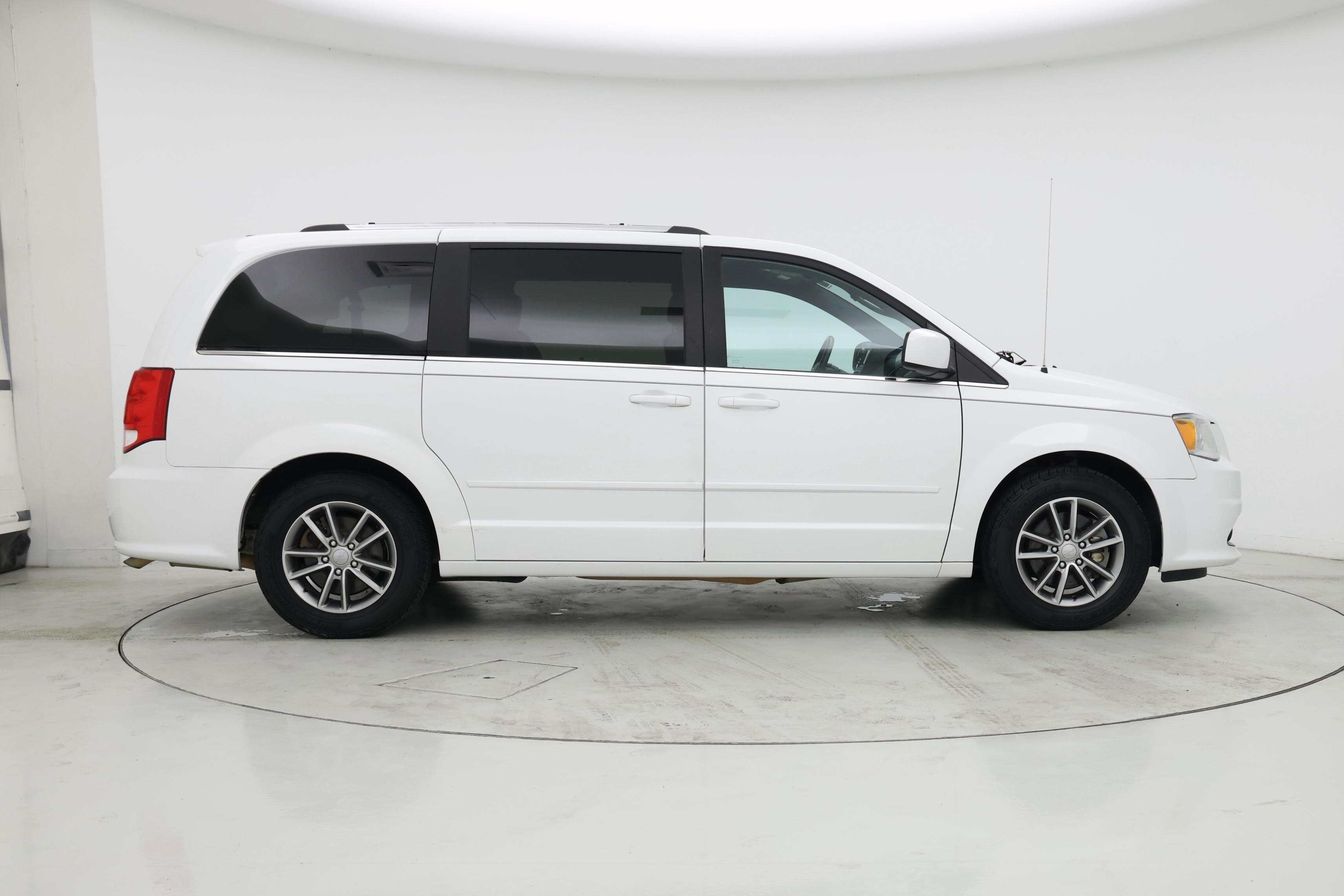 Thumbnail: 2015 Dodge Grand Caravan - 7