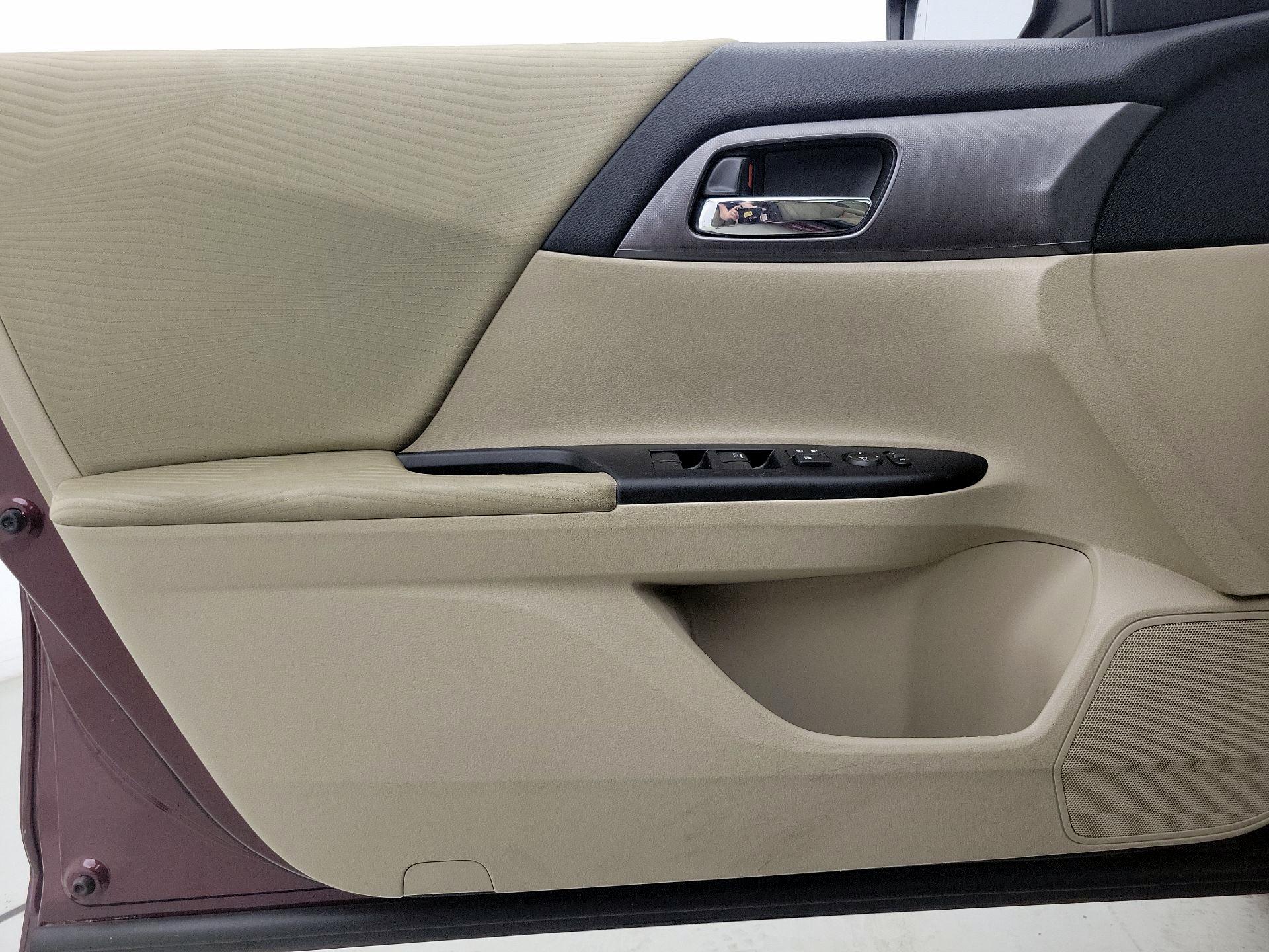 Thumbnail: 2014 Honda Accord - 12