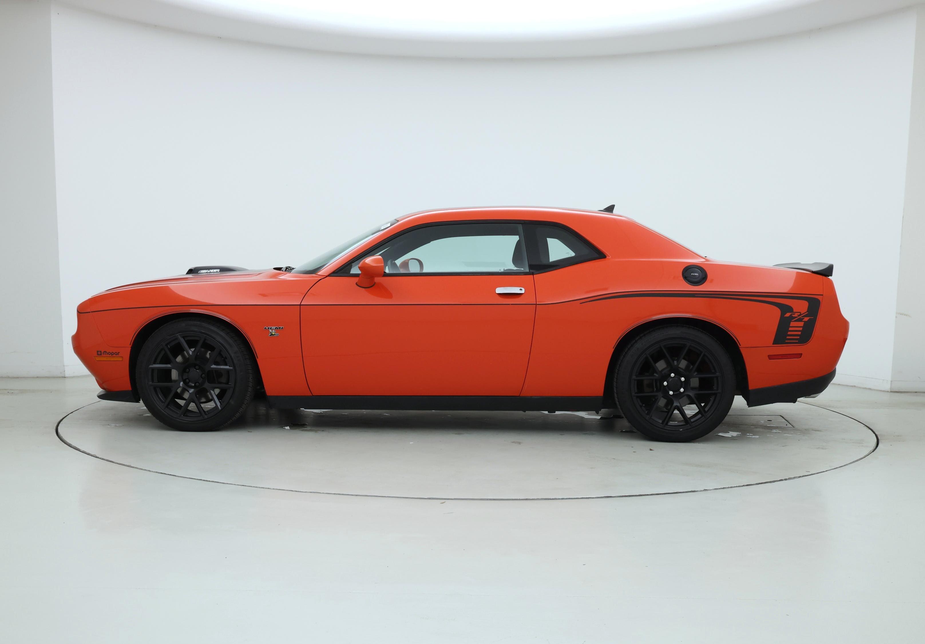 Thumbnail: 2017 Dodge Challenger - 3