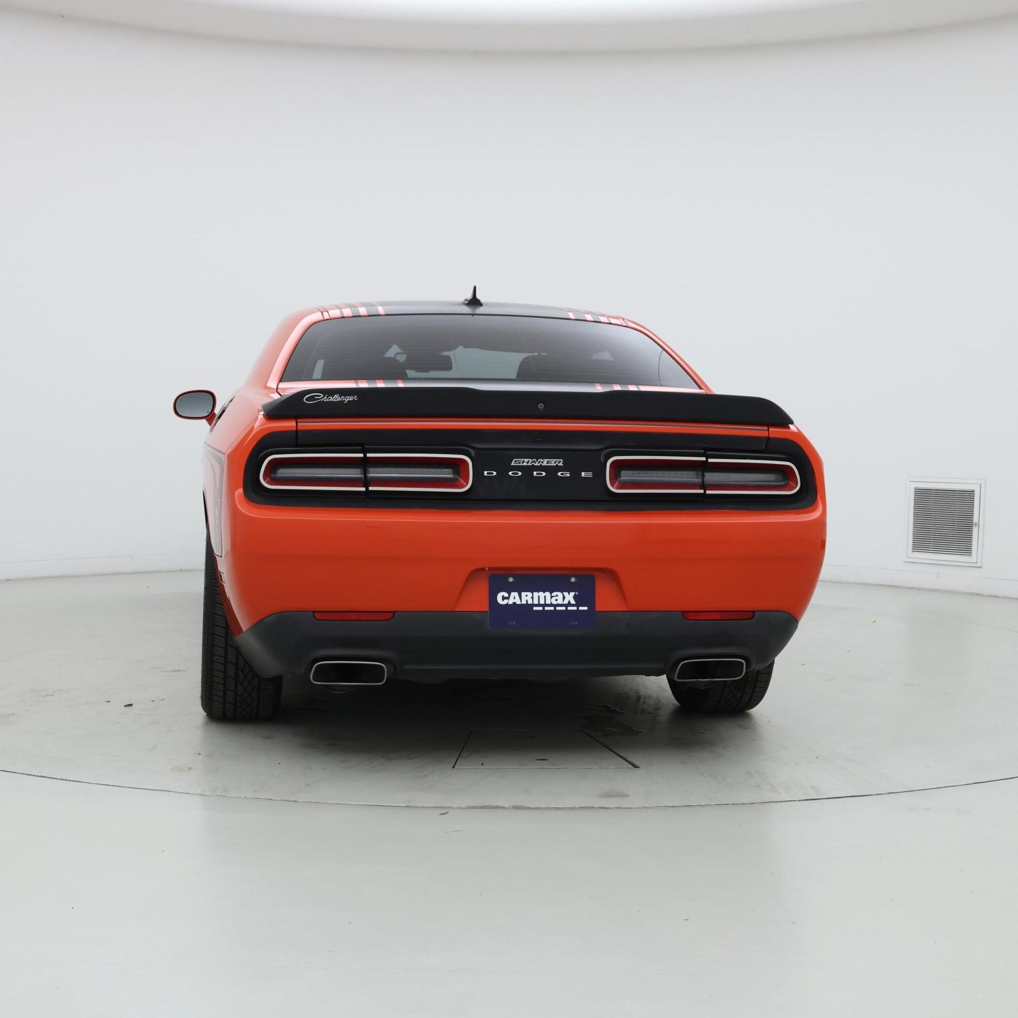 Thumbnail: 2017 Dodge Challenger - 6