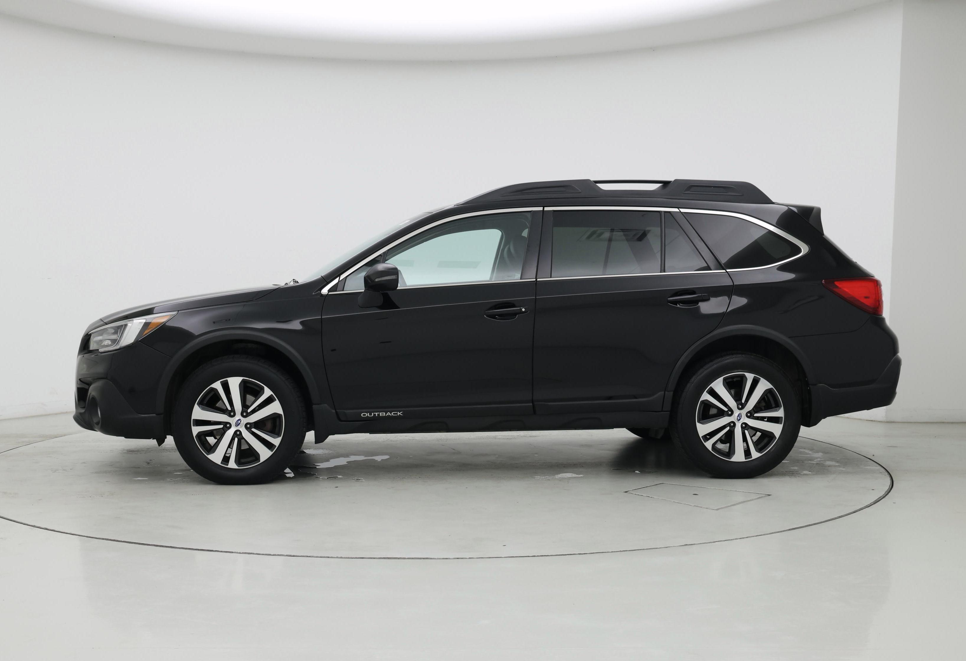 Thumbnail: 2018 Subaru Outback - 3