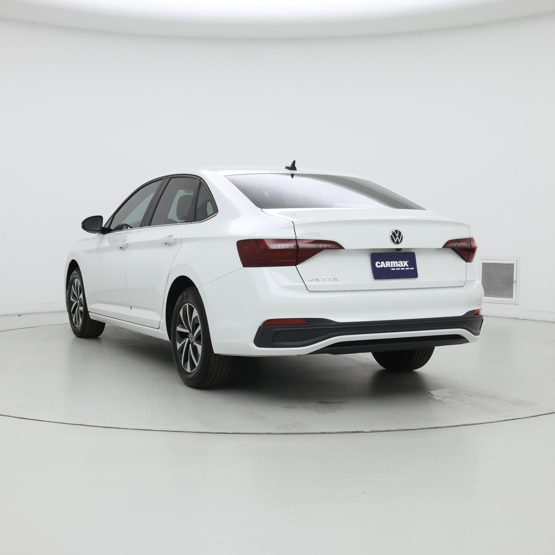 Thumbnail: 2024 Volkswagen Jetta - 2
