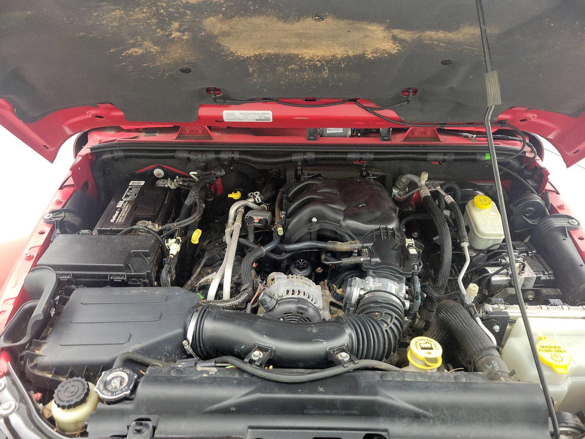 Thumbnail: 2015 Jeep Wrangler - 19