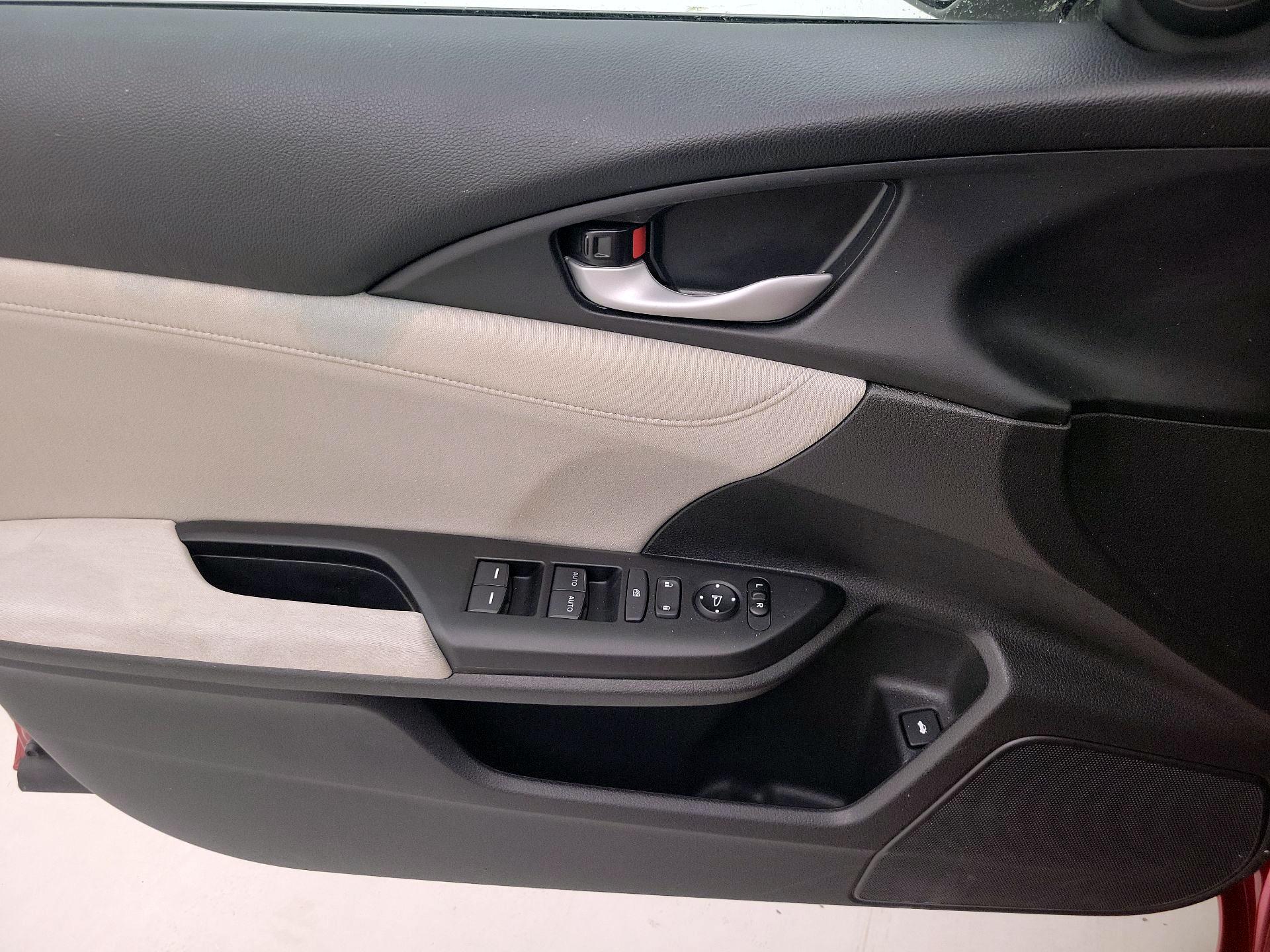 Thumbnail: 2022 Honda Insight - 12