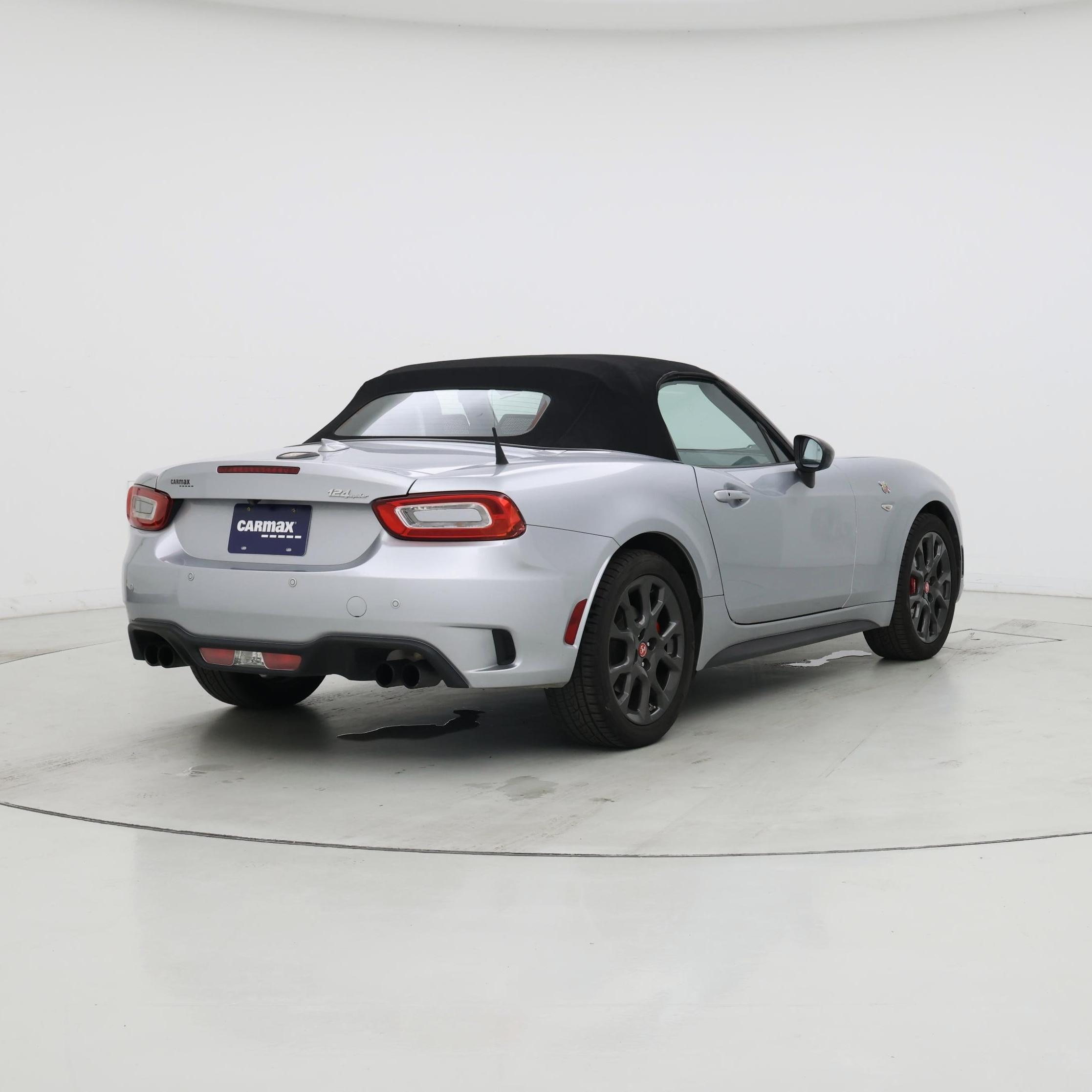 Thumbnail: 2018 Fiat 124 Spider - 8