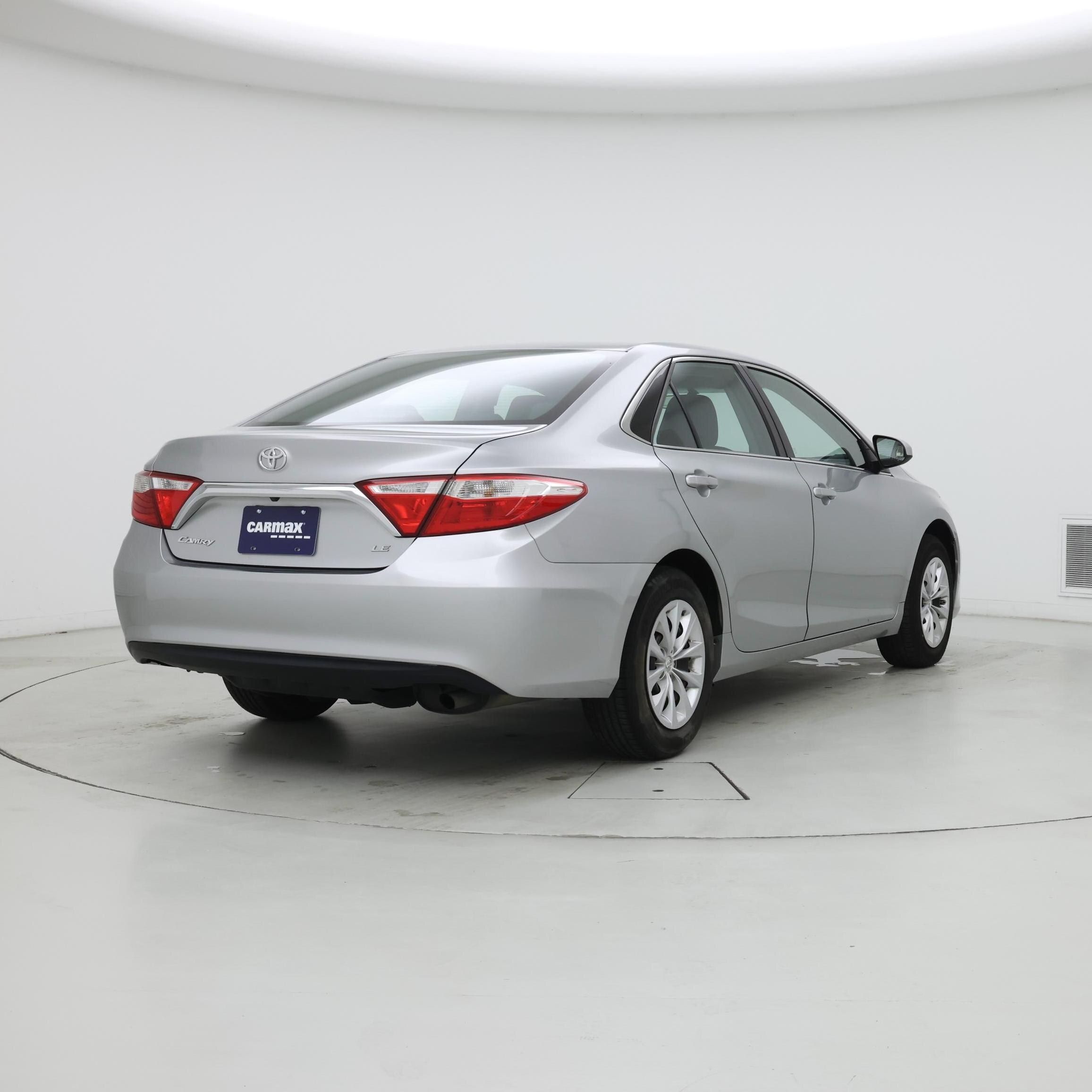 Thumbnail: 2017 Toyota Camry - 8