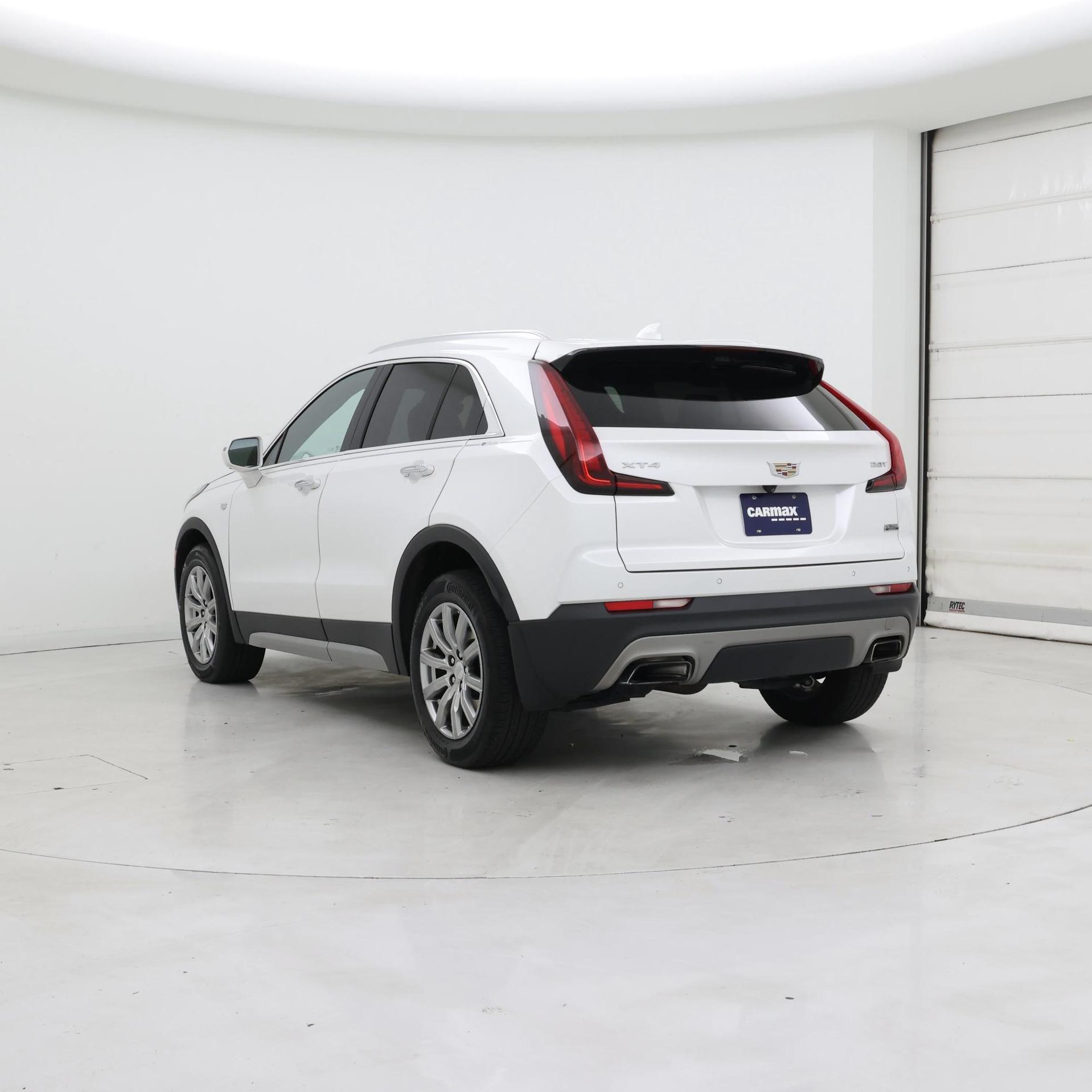 Thumbnail: 2019 Cadillac XT4 - 2