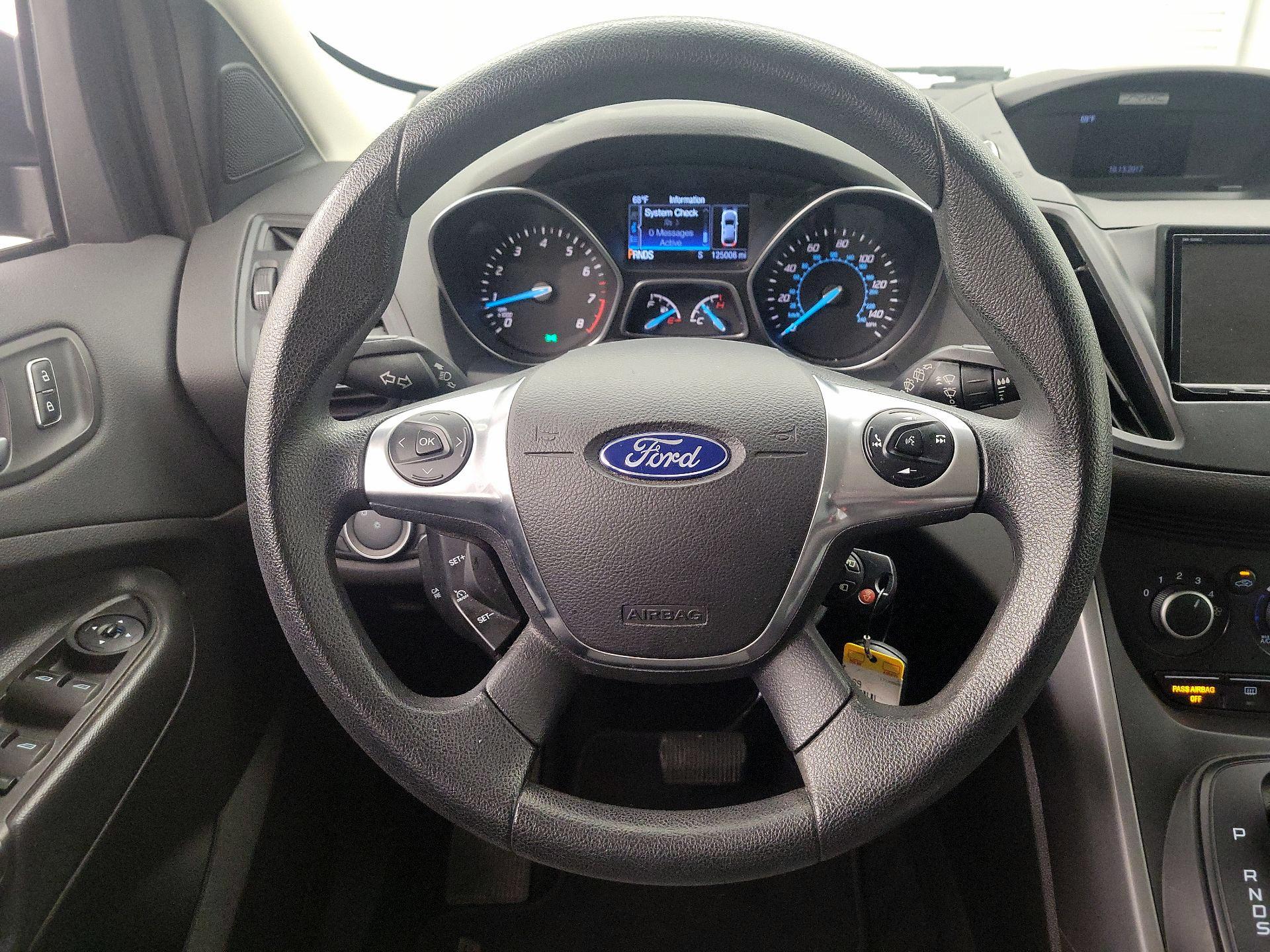 Thumbnail: 2016 Ford Escape - 10
