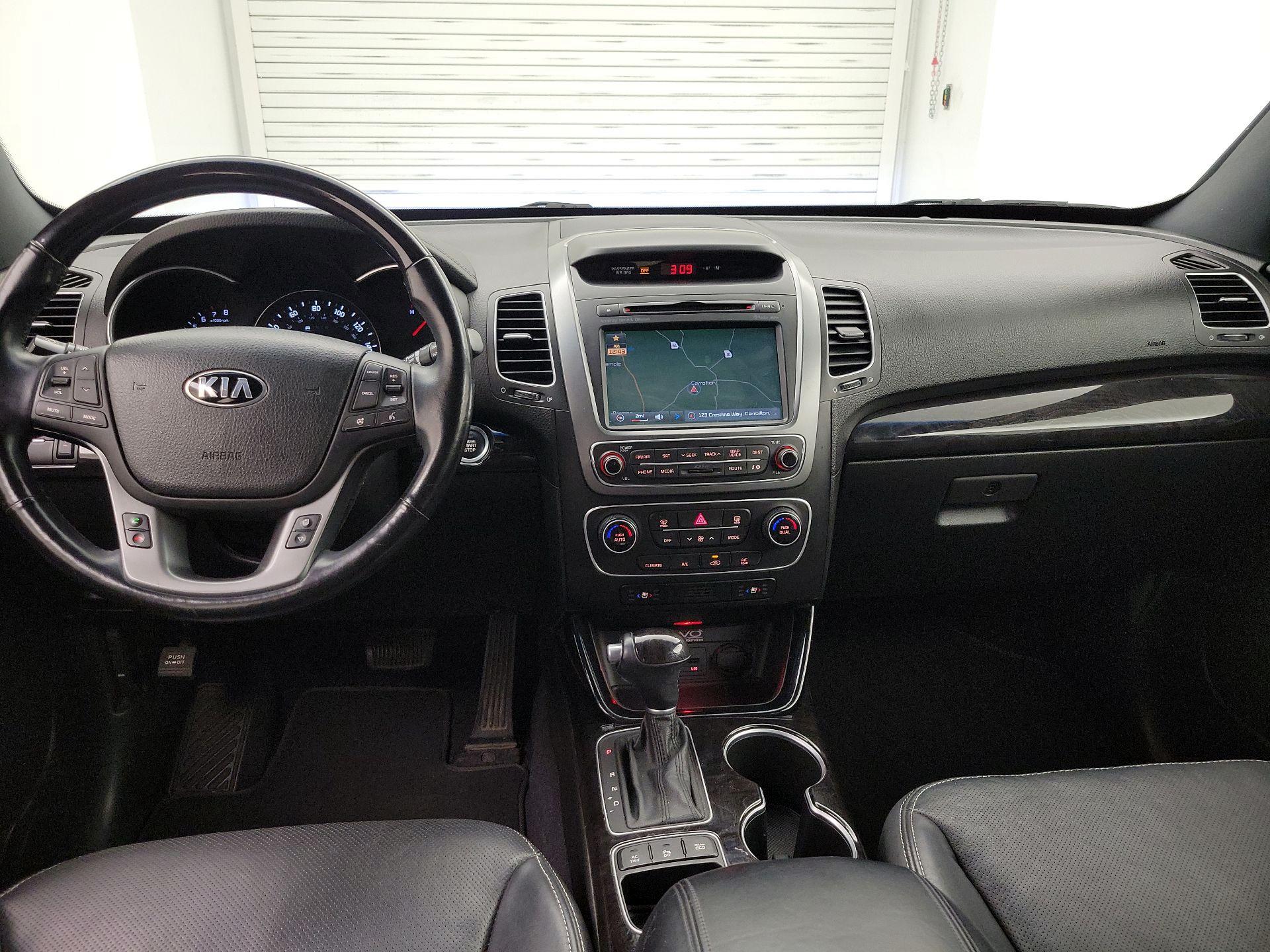 Thumbnail: 2014 Kia Sorento - 9