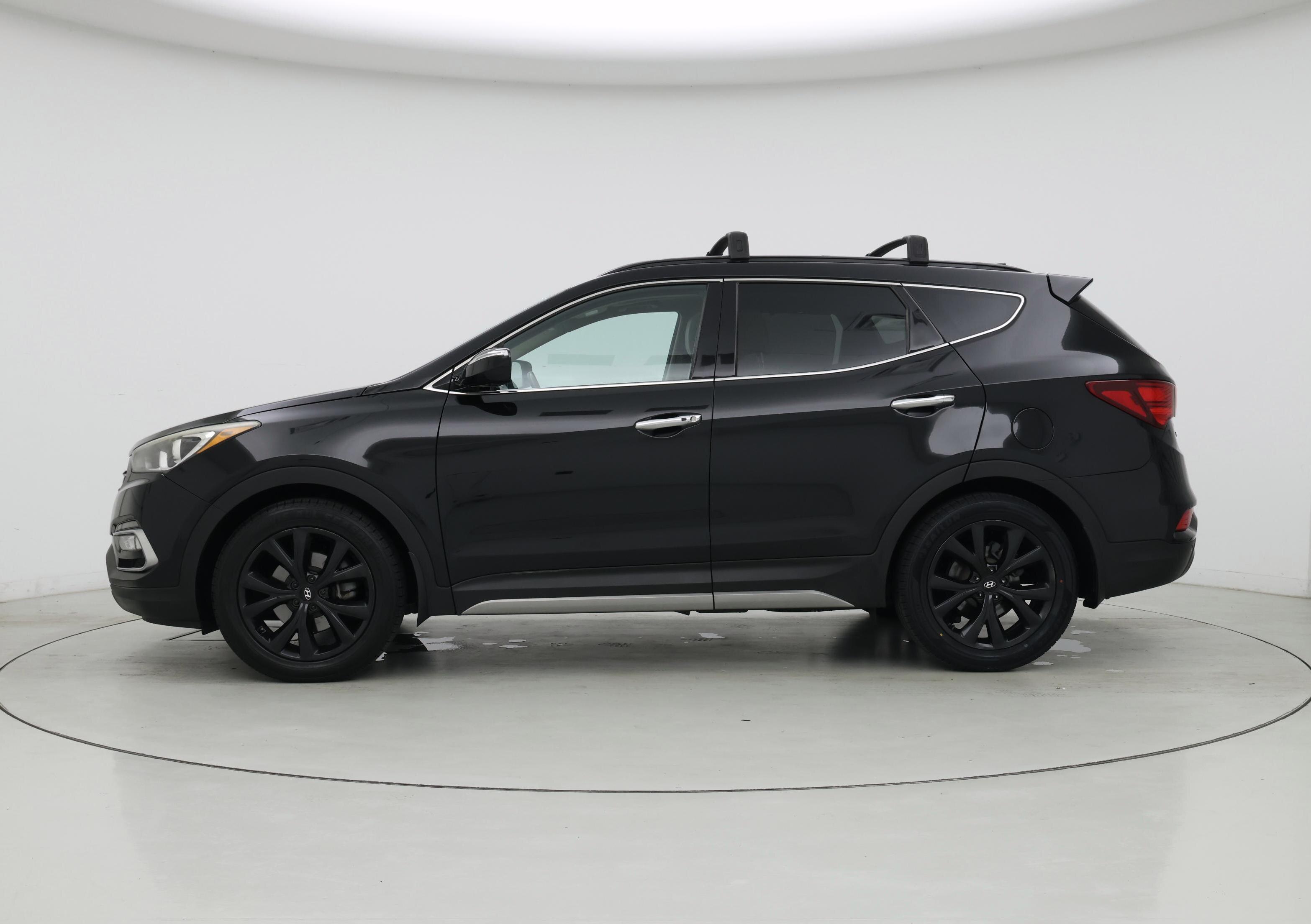 Thumbnail: 2018 Hyundai Santa Fe - 3