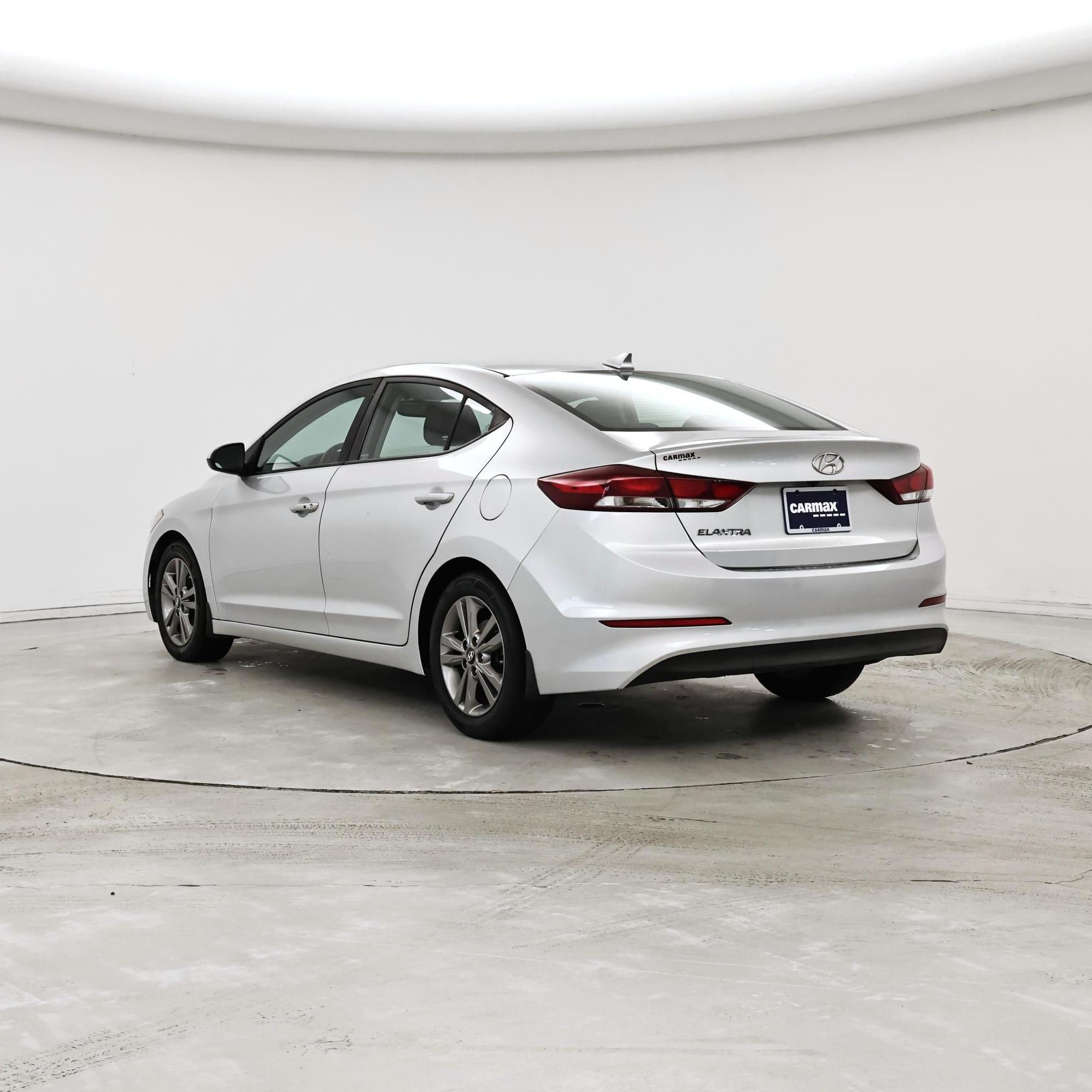 Thumbnail: 2018 Hyundai Elantra - 2