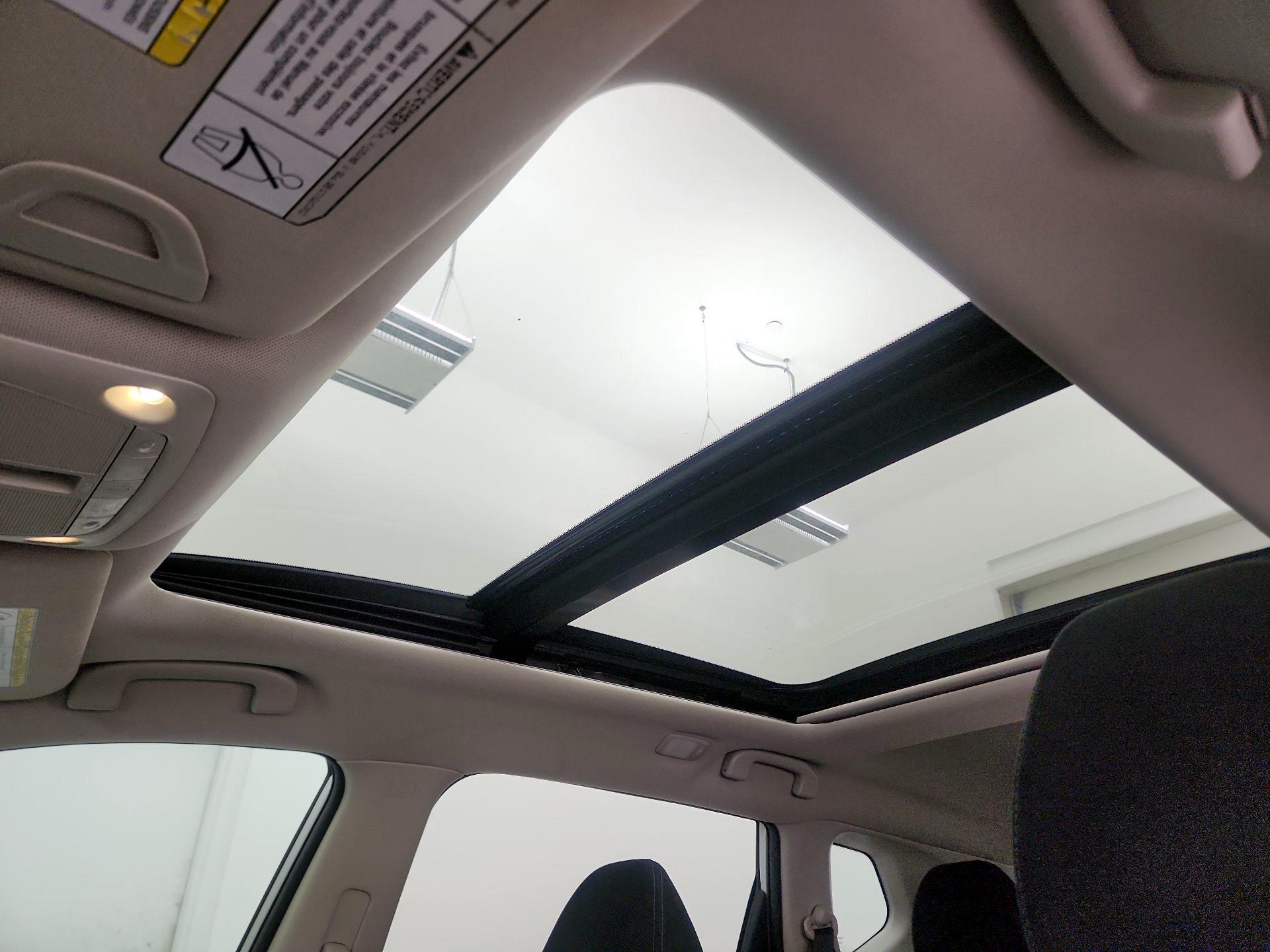 Thumbnail: 2016 Nissan Rogue - 19