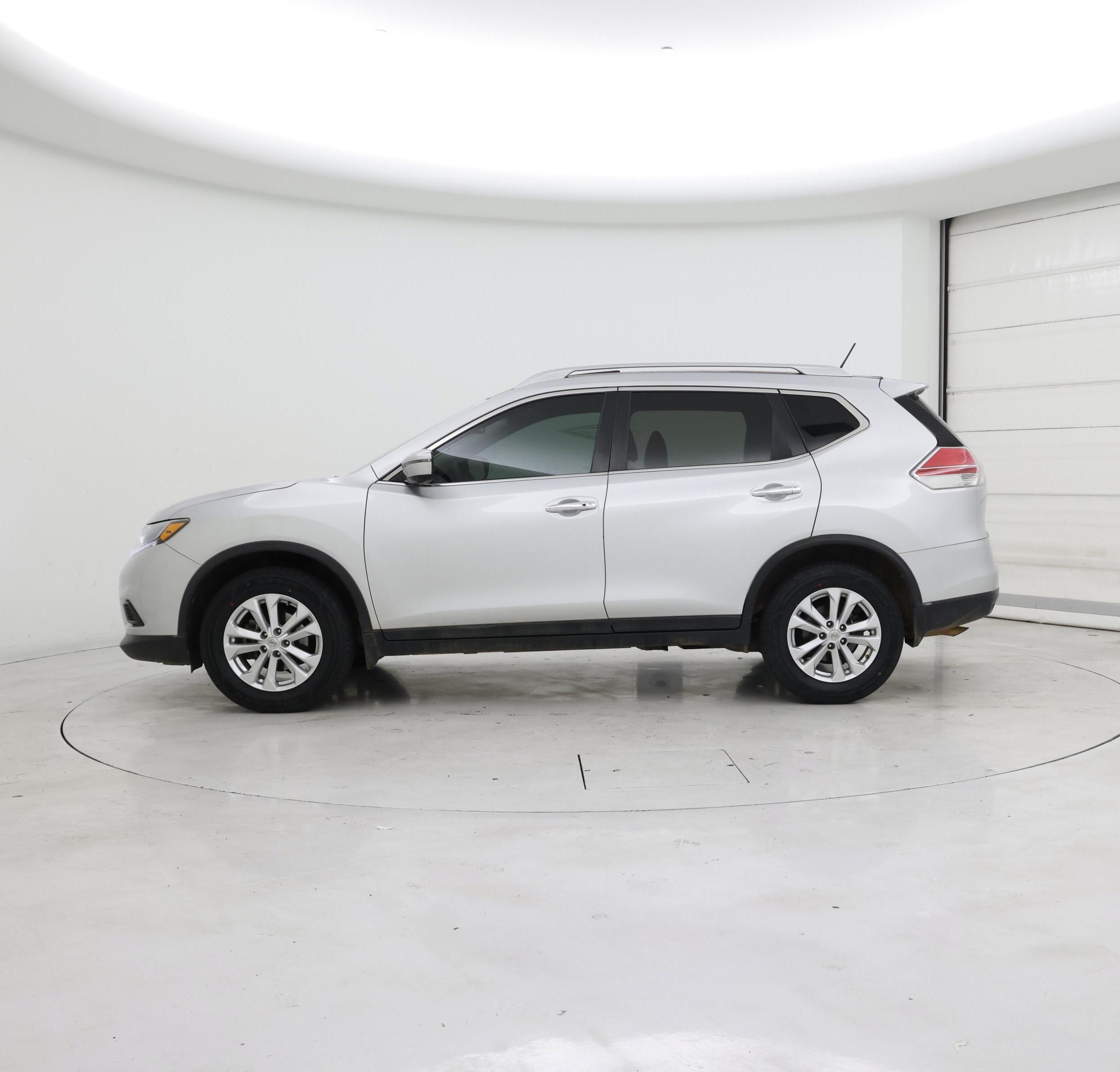 Thumbnail: 2016 Nissan Rogue - 3