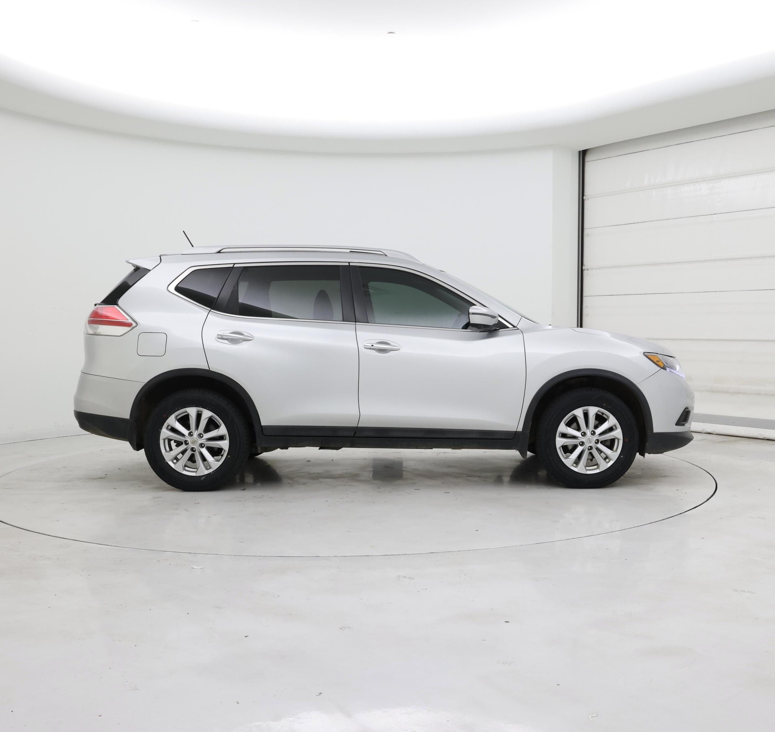 Thumbnail: 2016 Nissan Rogue - 7
