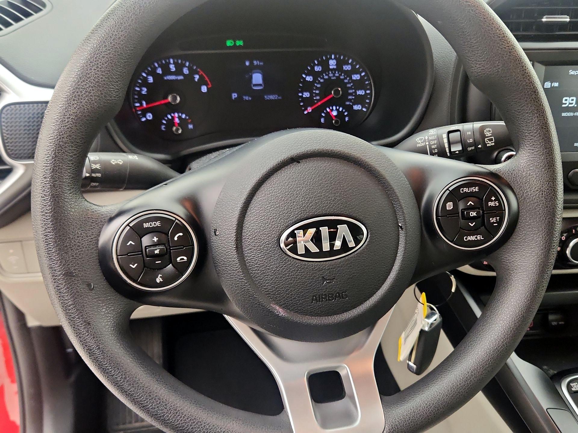 Thumbnail: 2020 Kia Soul - 10