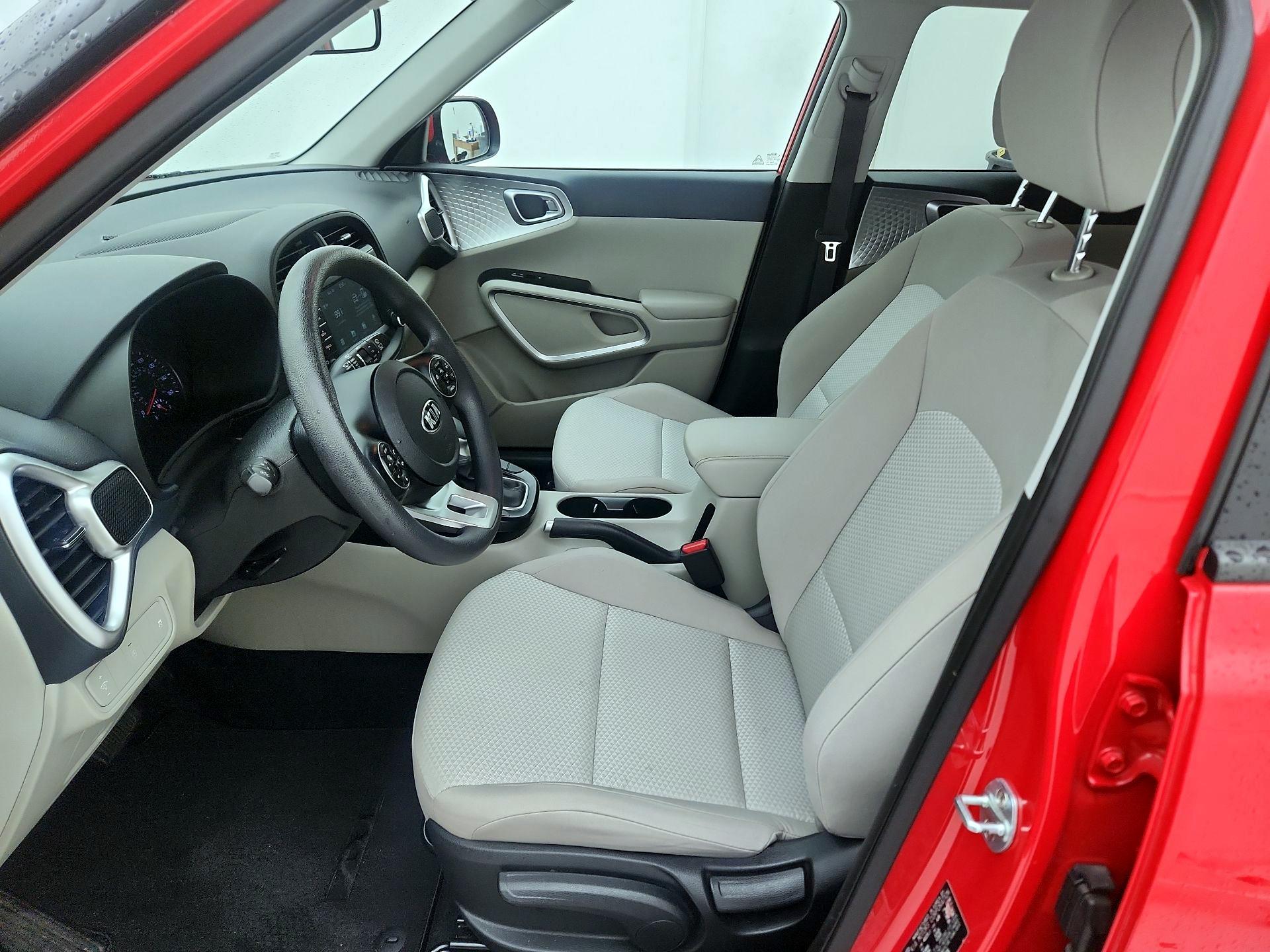 Thumbnail: 2020 Kia Soul - 11