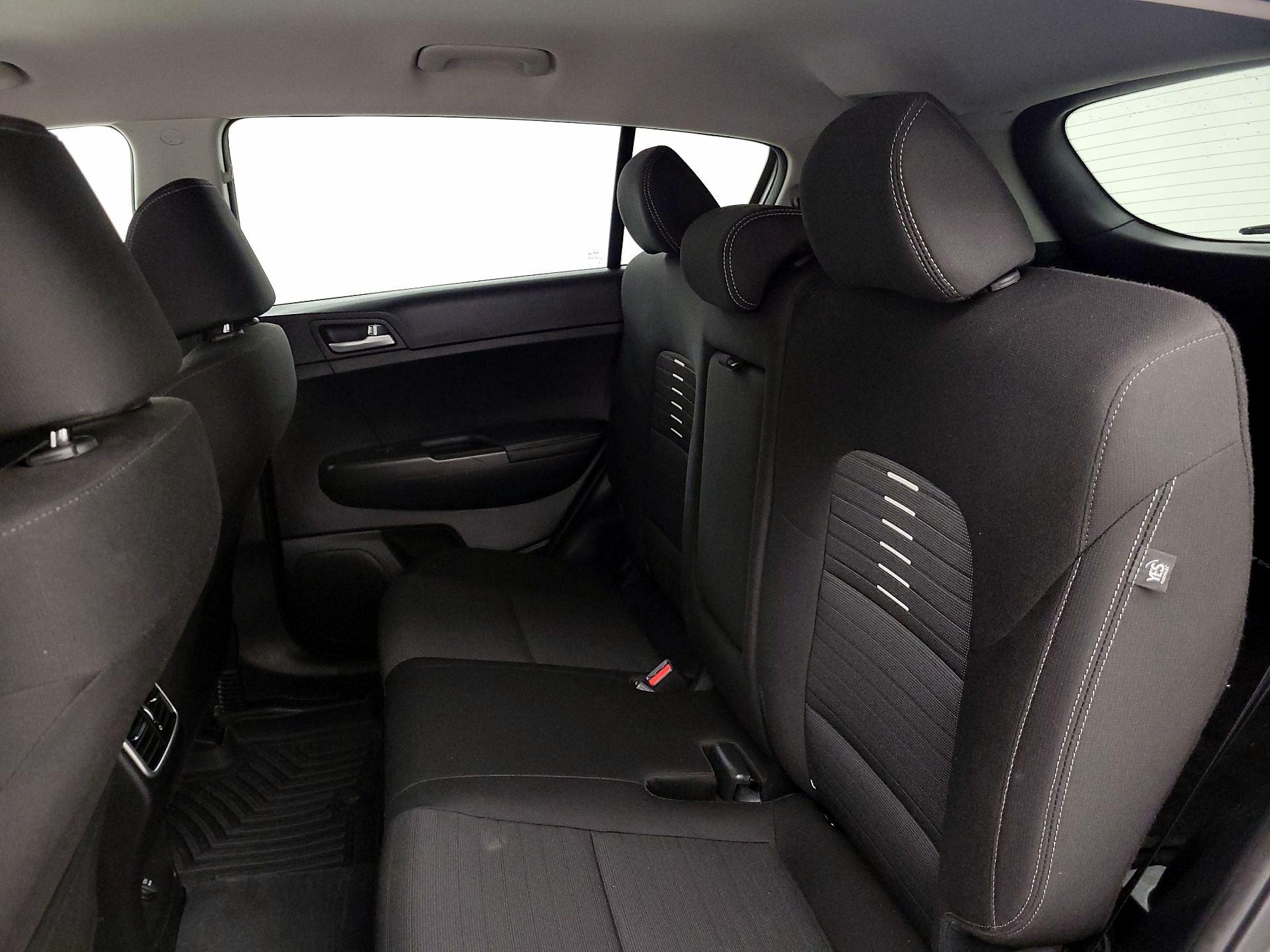 Thumbnail: 2018 Kia Sportage - 19