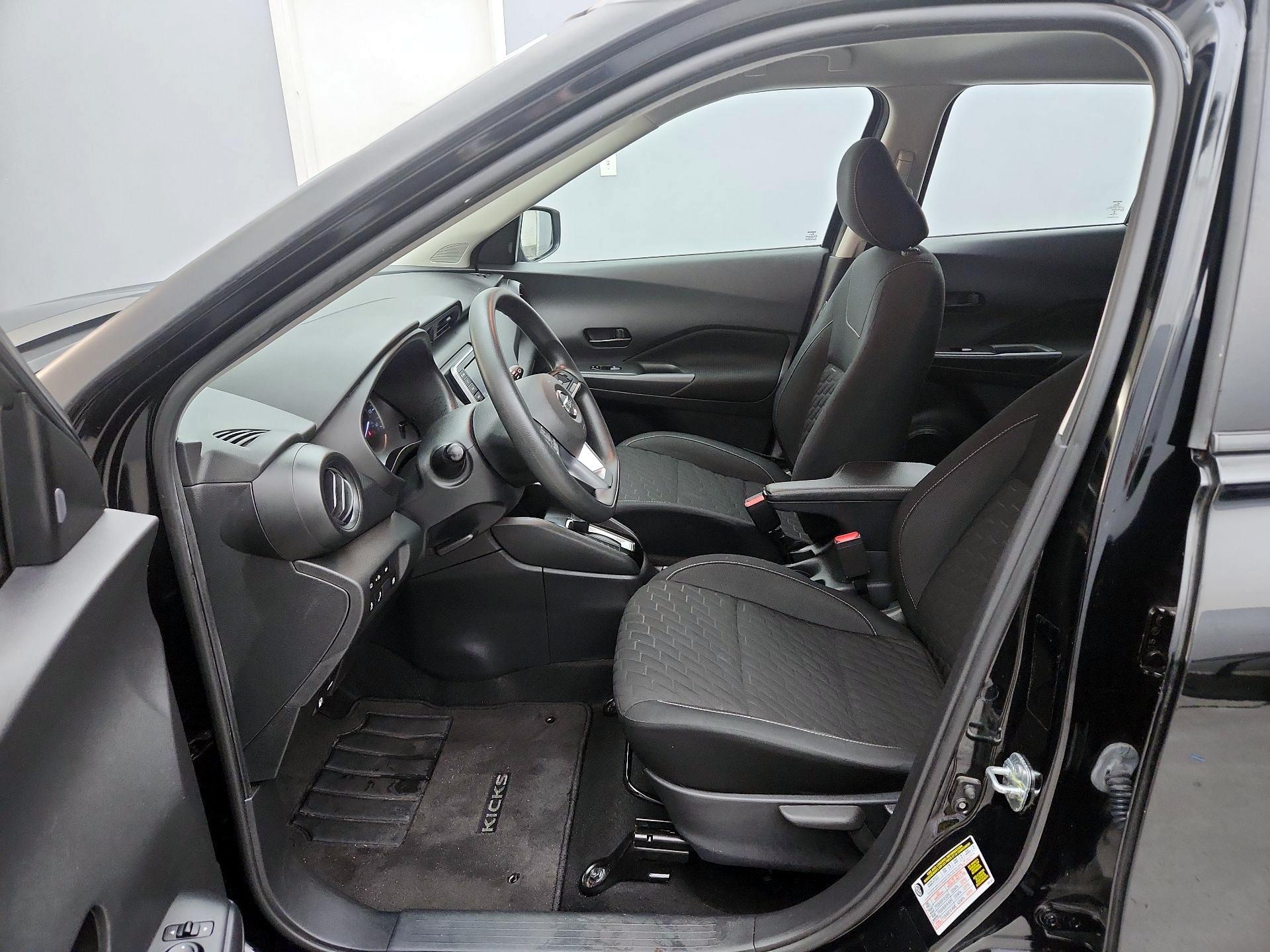 Thumbnail: 2021 Nissan Kicks - 11