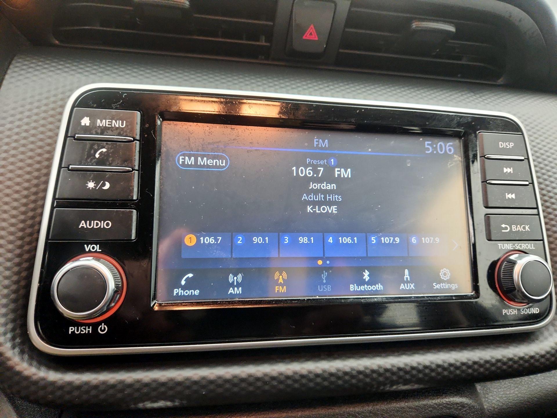 Thumbnail: 2021 Nissan Kicks - 15