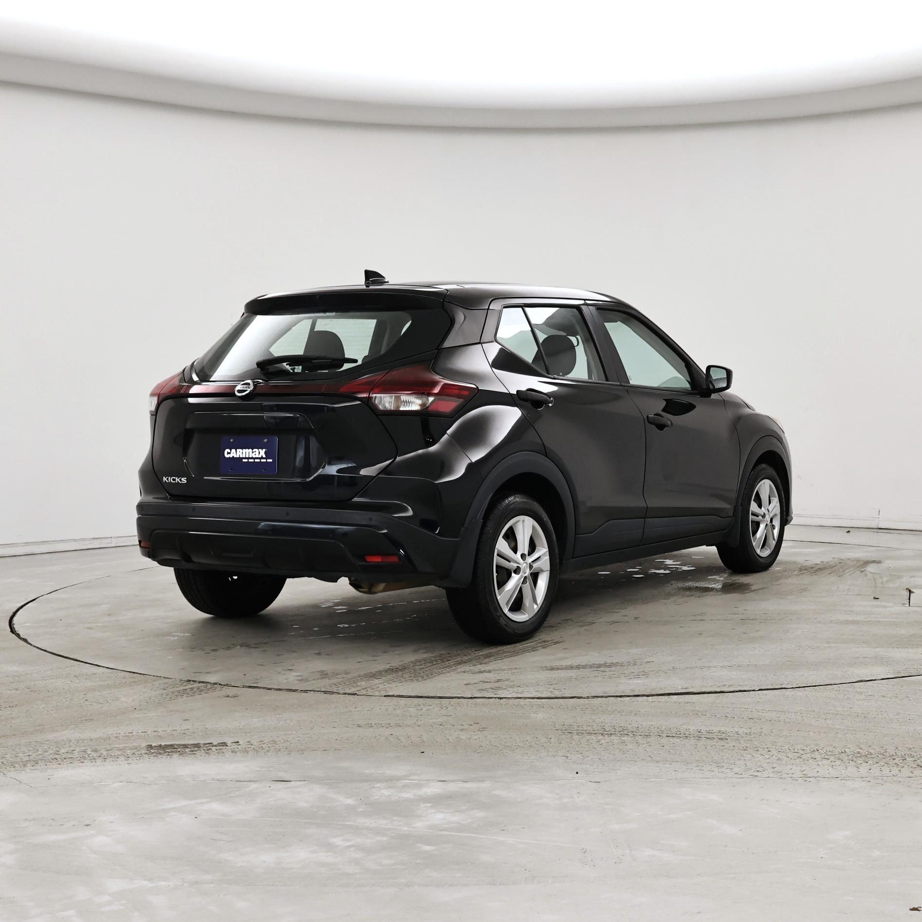 Thumbnail: 2021 Nissan Kicks - 8