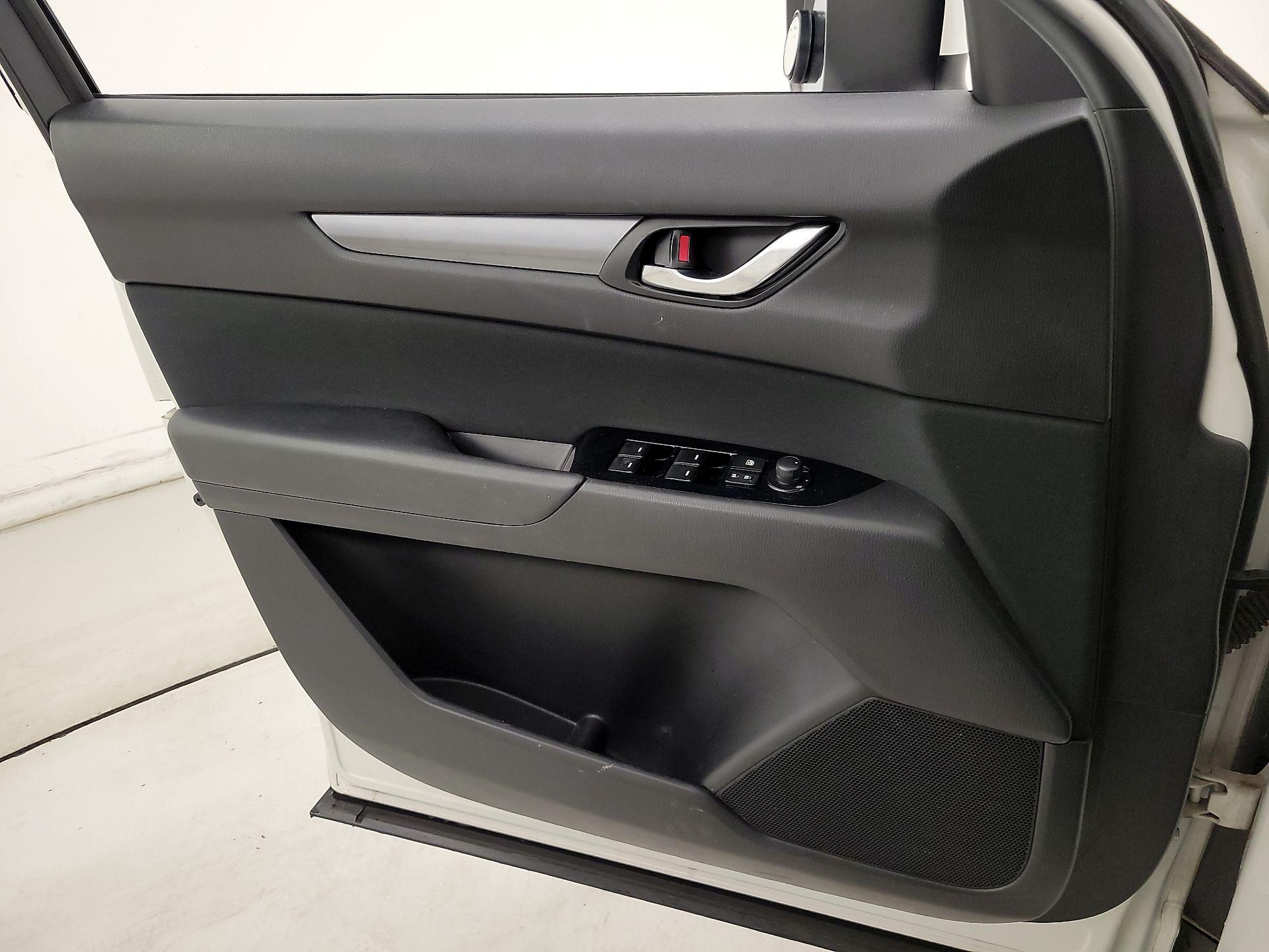 Thumbnail: 2018 Mazda CX-5 - 12