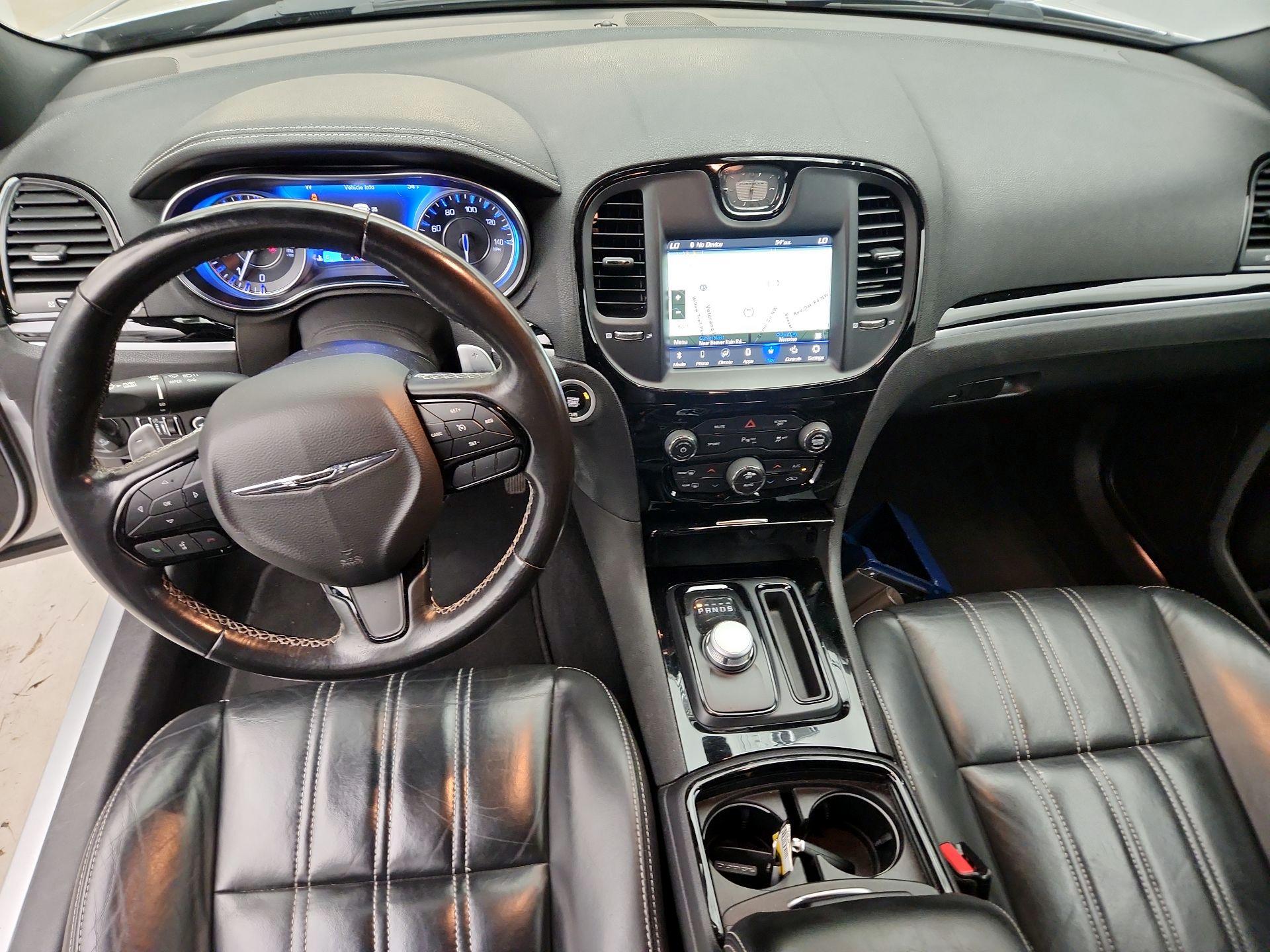 Thumbnail: 2021 Chrysler 300 - 9