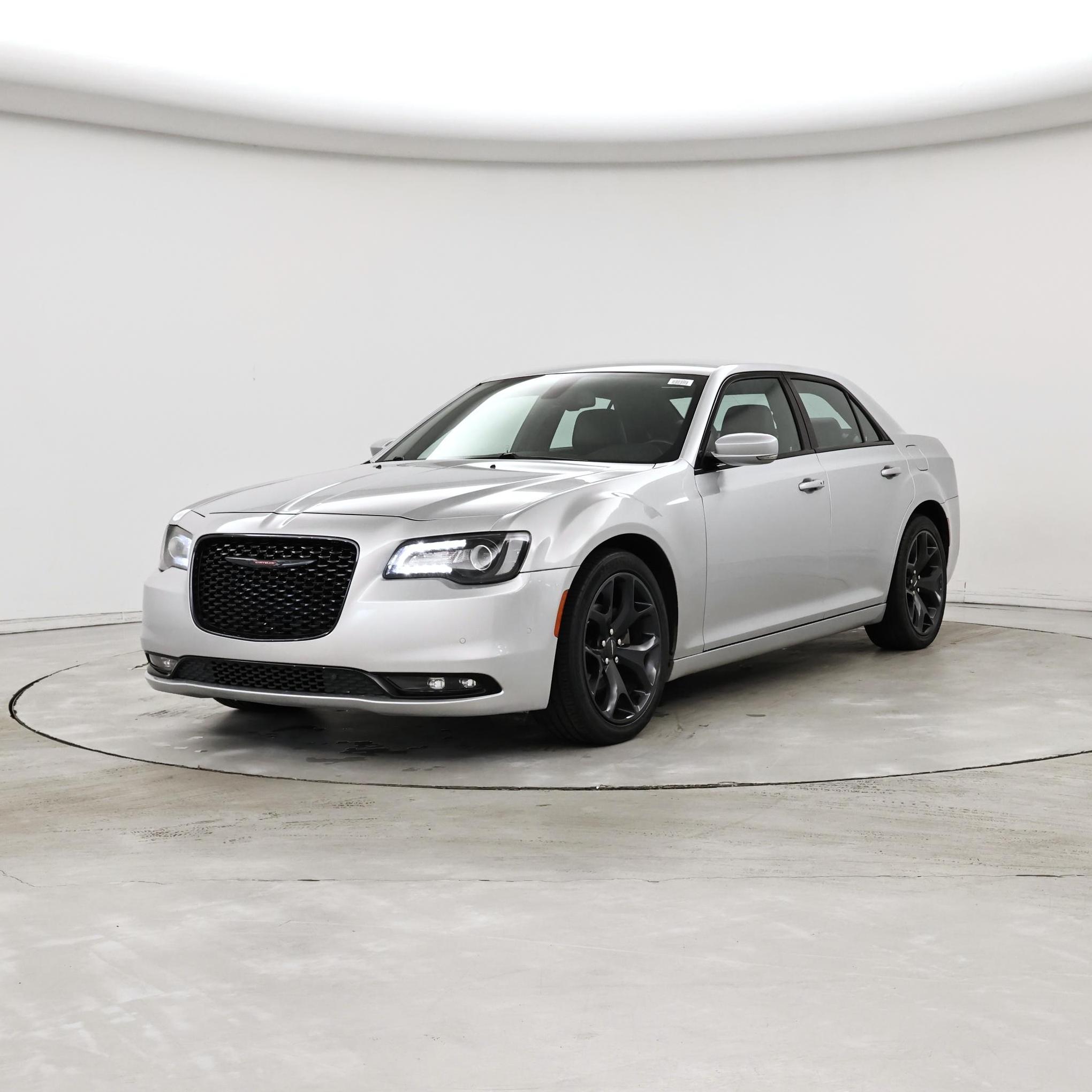 Thumbnail: 2021 Chrysler 300 - 4
