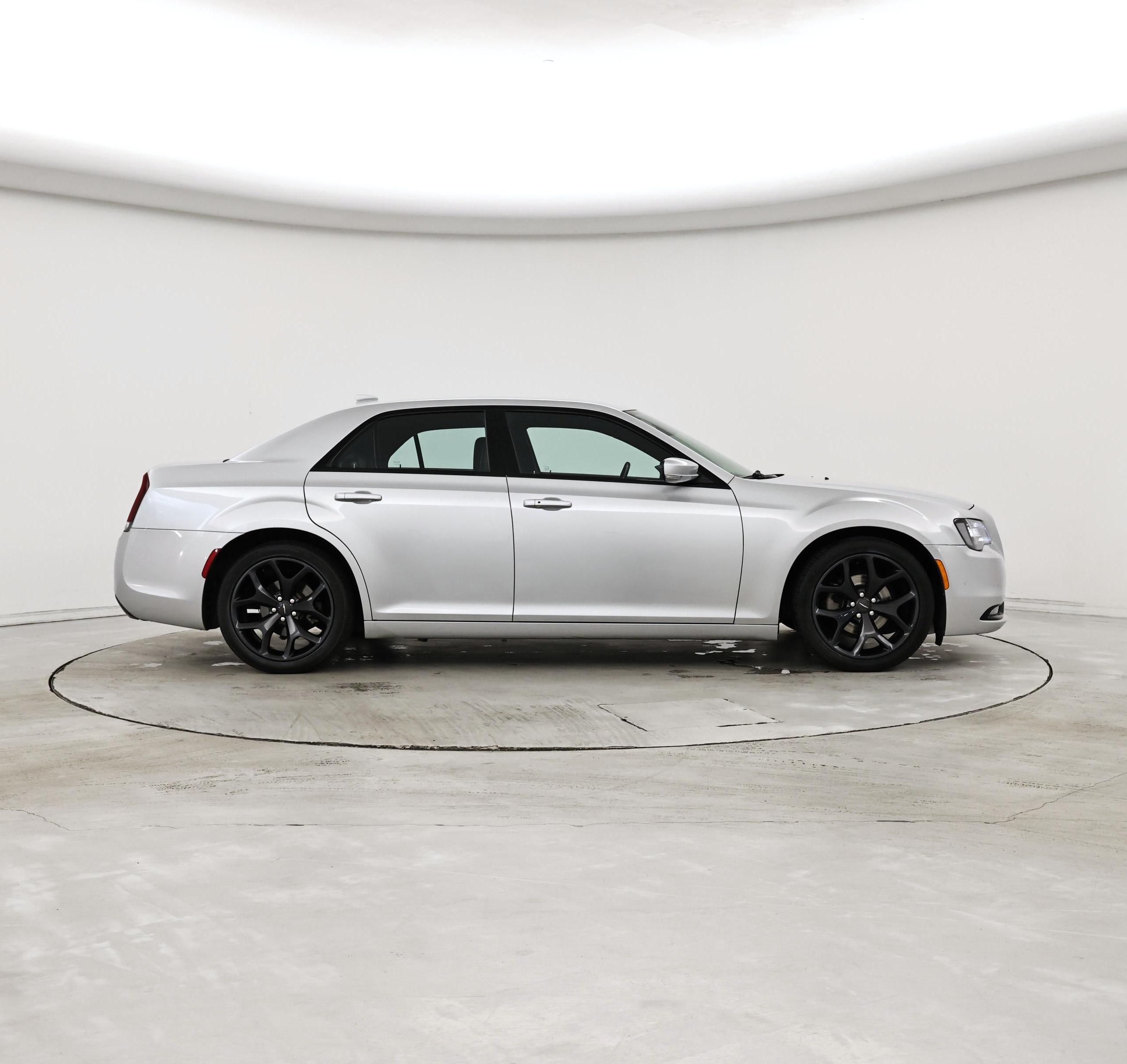 Thumbnail: 2021 Chrysler 300 - 7
