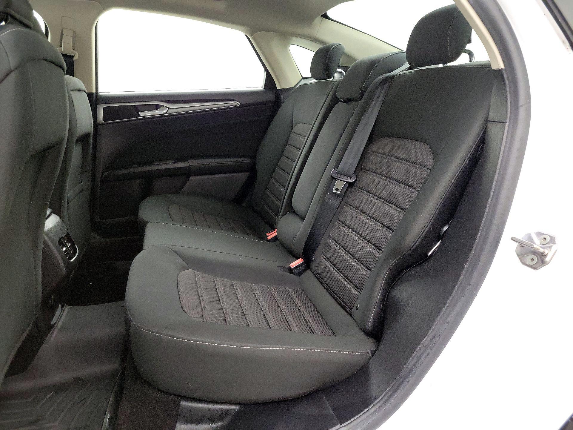 Thumbnail: 2020 Ford Fusion - 20