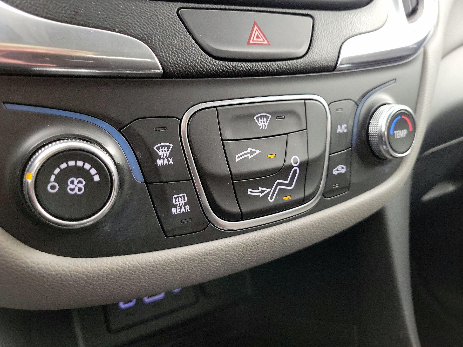 Thumbnail: 2019 Chevrolet Equinox - 16